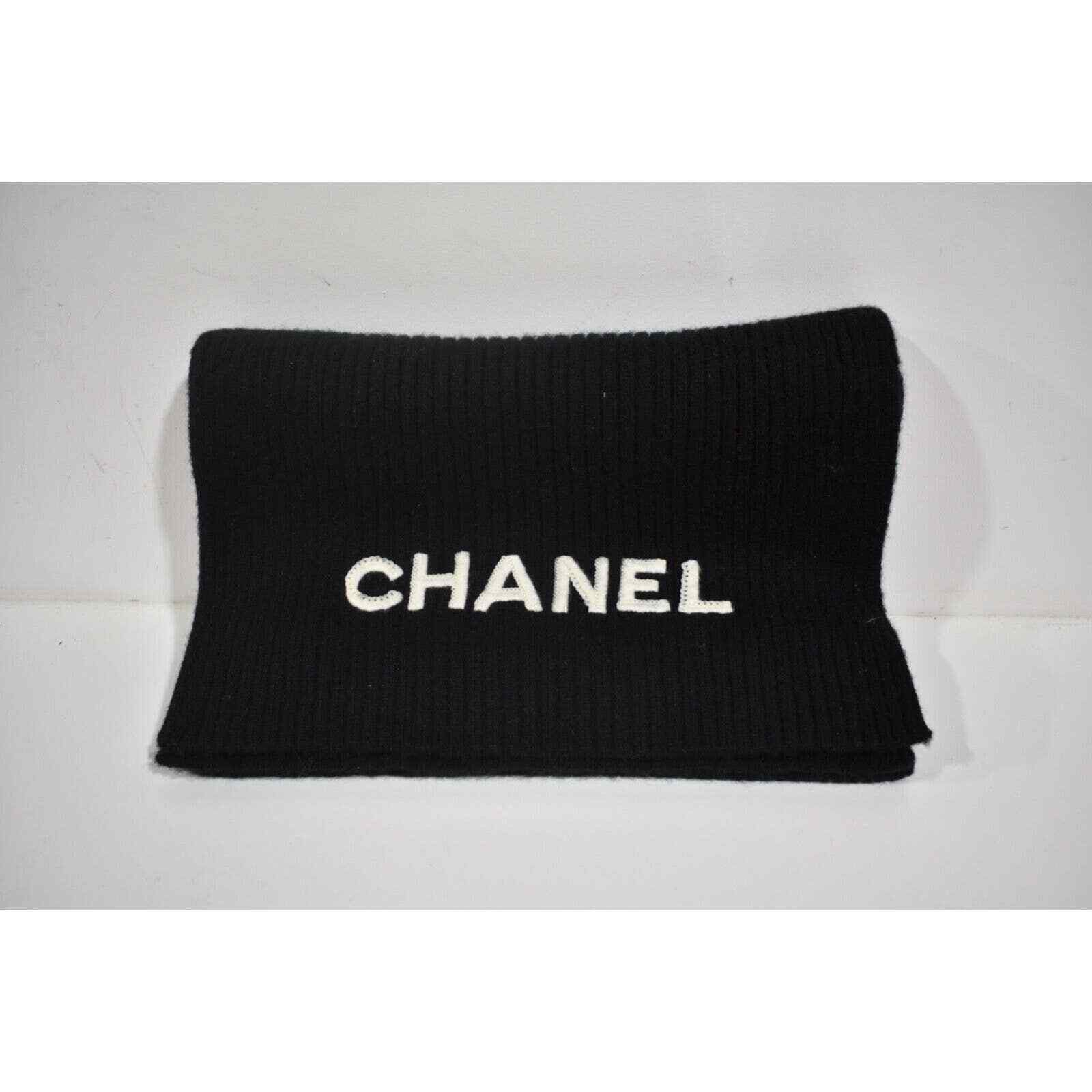 Chanel Chanel Cashmere Letter Logo Winter Scarf Shawl Wrap Size ONE SIZE - 3 Thumbnail