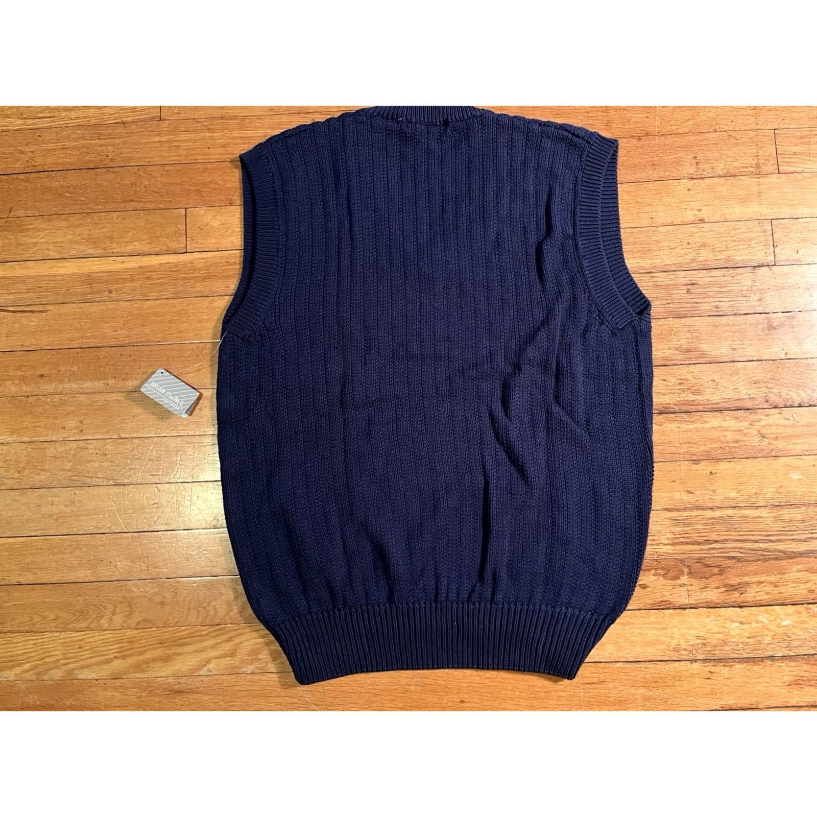 Vintage VINTAGE Brian MacNeil Sweater Vest Men’s XL Blue Ribbed Sleeve? (Note: This line seems incomplete and includes a question mark.) Size US XL / EU 56 / 4 - 7 Thumbnail