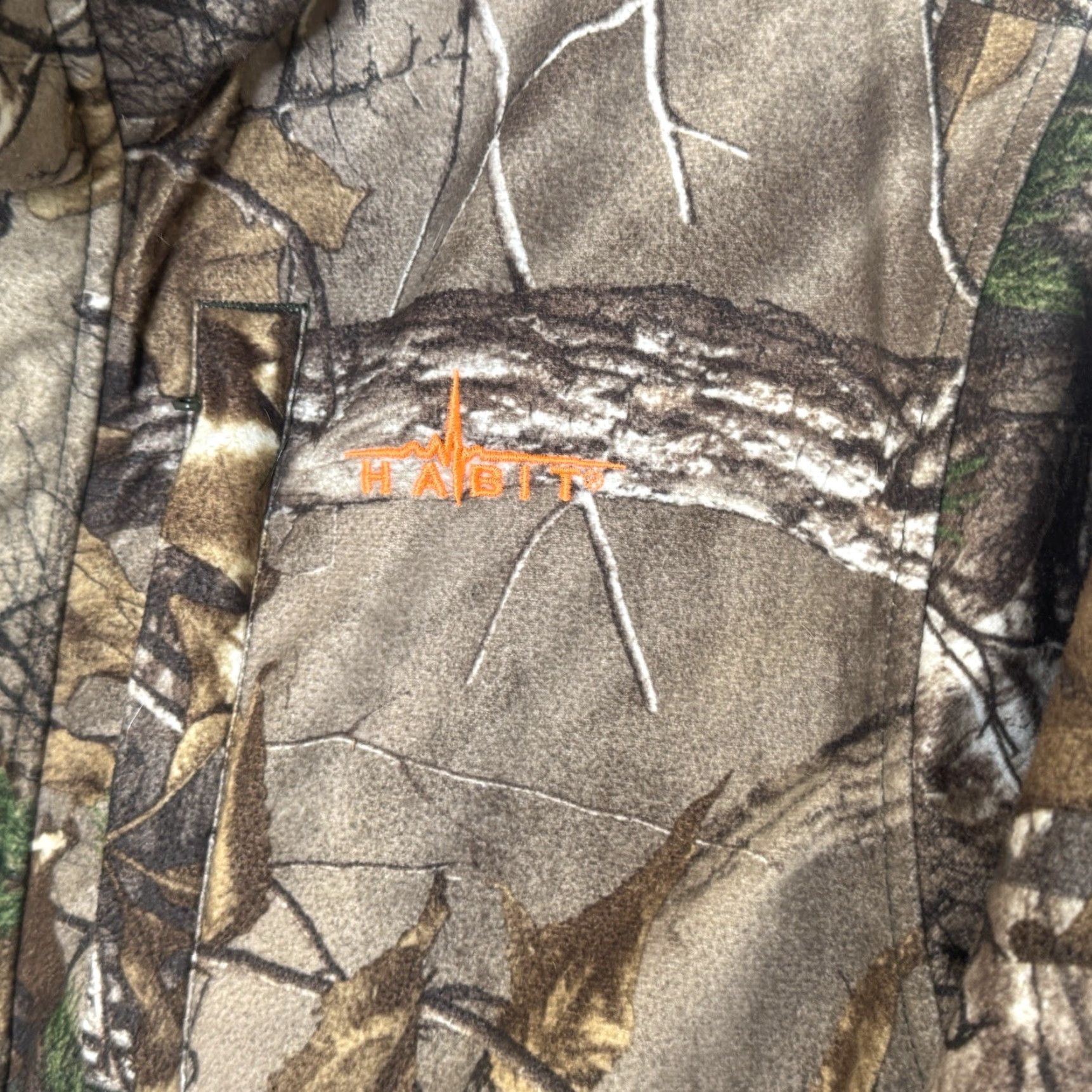 Realtree Habit Realtree Xtra Camouflage Hunting Cargo Coat Scent Factor Mens Size Medium Size US M / EU 48-50 / 2 - 2 Thumbnail