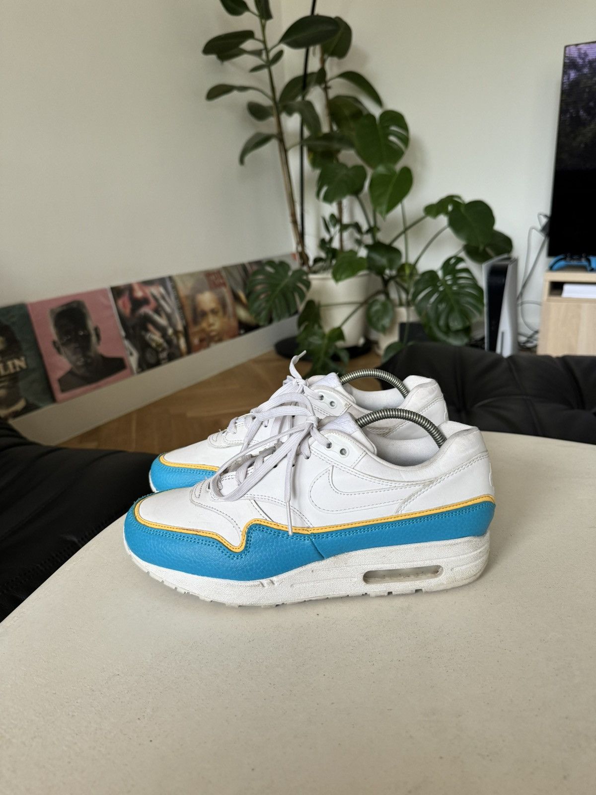 Nike Nike Air Max 1 Leather White Blue Rare Sneakers Hype Y2k Size US 8.5 / IT 38.5 - 3 Thumbnail