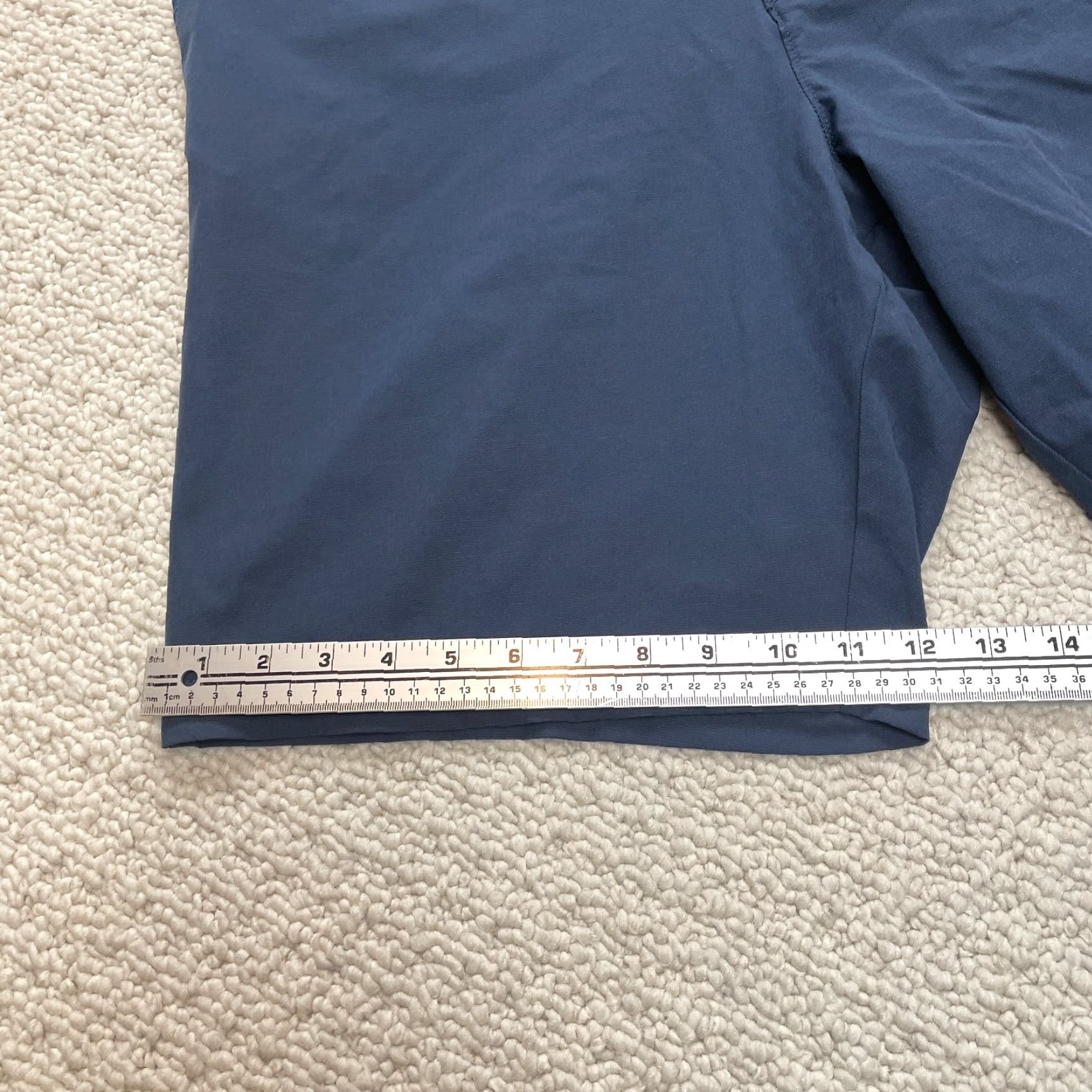 Banana Republic Banana Republic Stretch Chino Shorts Mens 40 Navy Blue Casual Golf Pockets 9" In Size US 40 / EU 56 - 2 Thumbnail