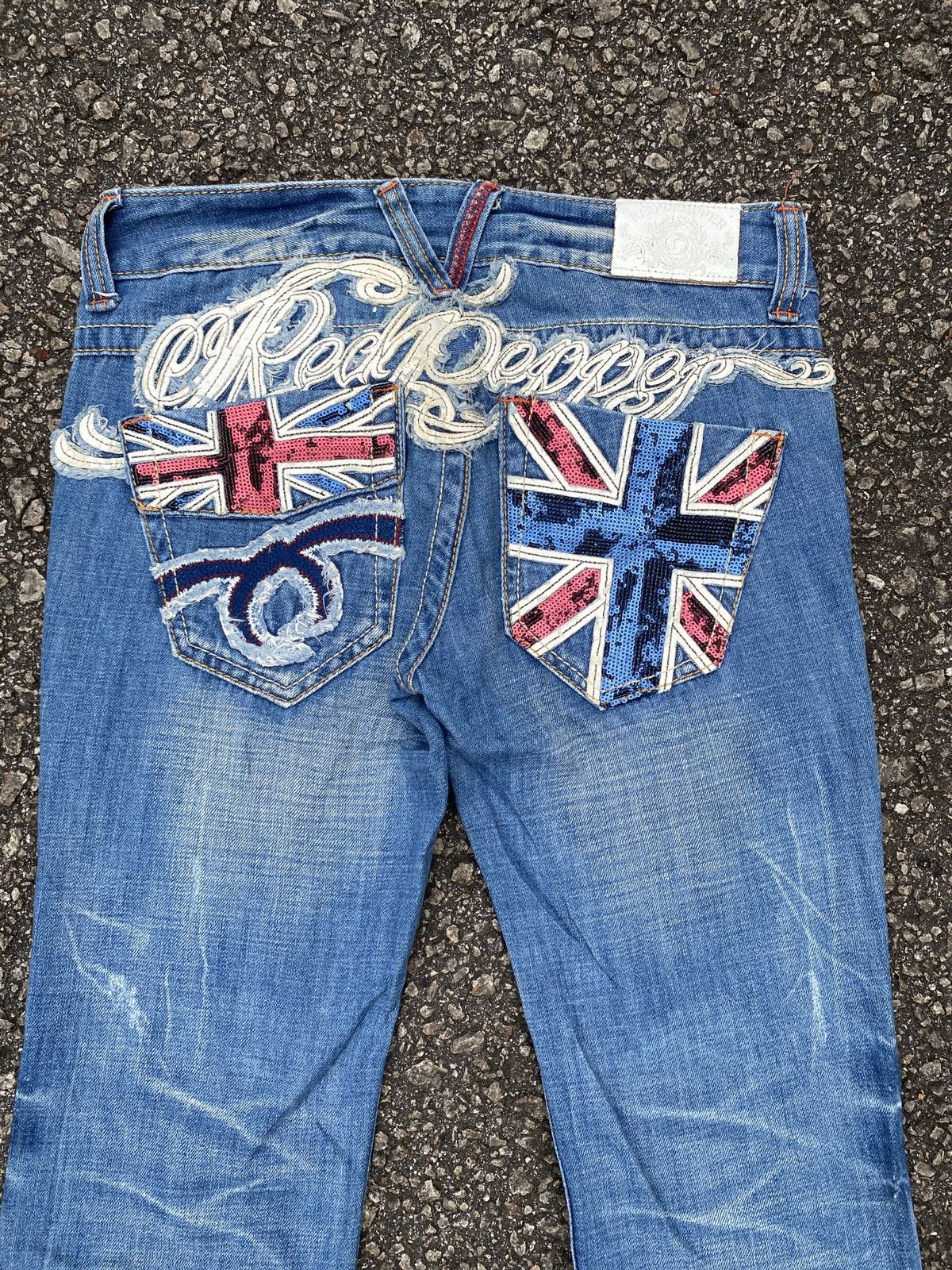 Japanese Brand Red Pepper Low Rise Faded Blue Back Logo Flare Jeans Size US 30 / EU 46 - 8 Thumbnail