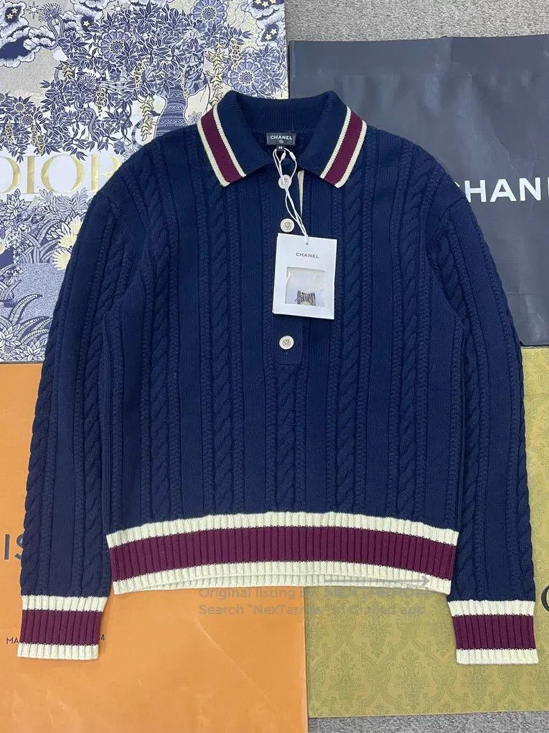Chanel Chanel 26C blue lapel cashmere sweater Size XS / US 0-2 / IT 36-38 - 1 Thumbnail