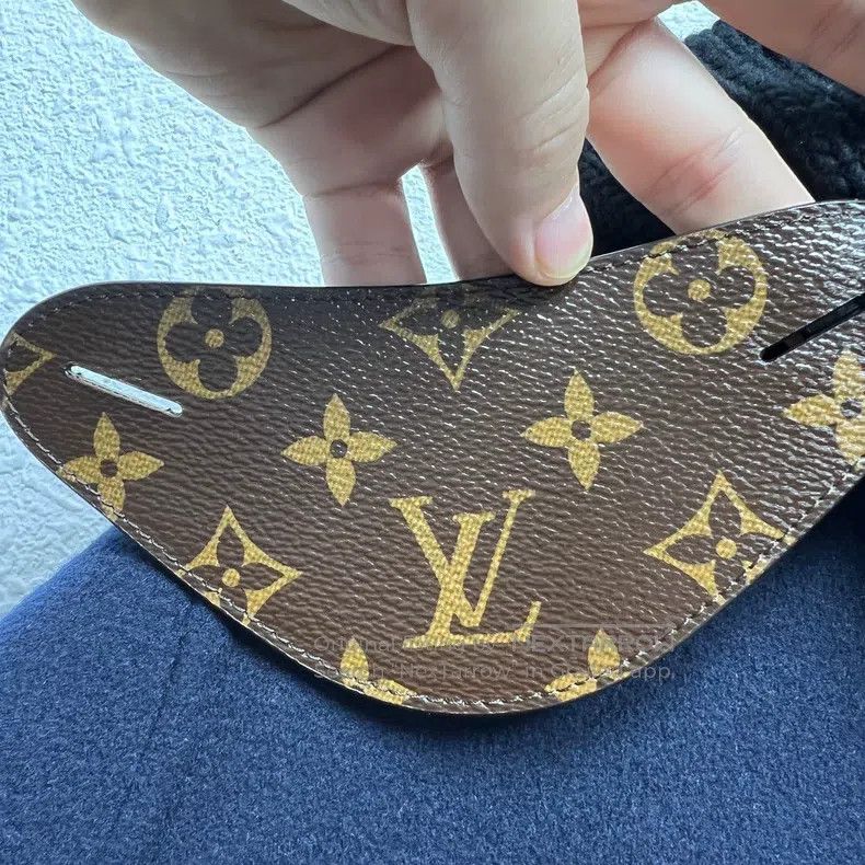 Louis Vuitton Louis Vuitton Inside Logo Full Cashmere Button Coat Size XS / US 0-2 / IT 36-38 - 5 Thumbnail