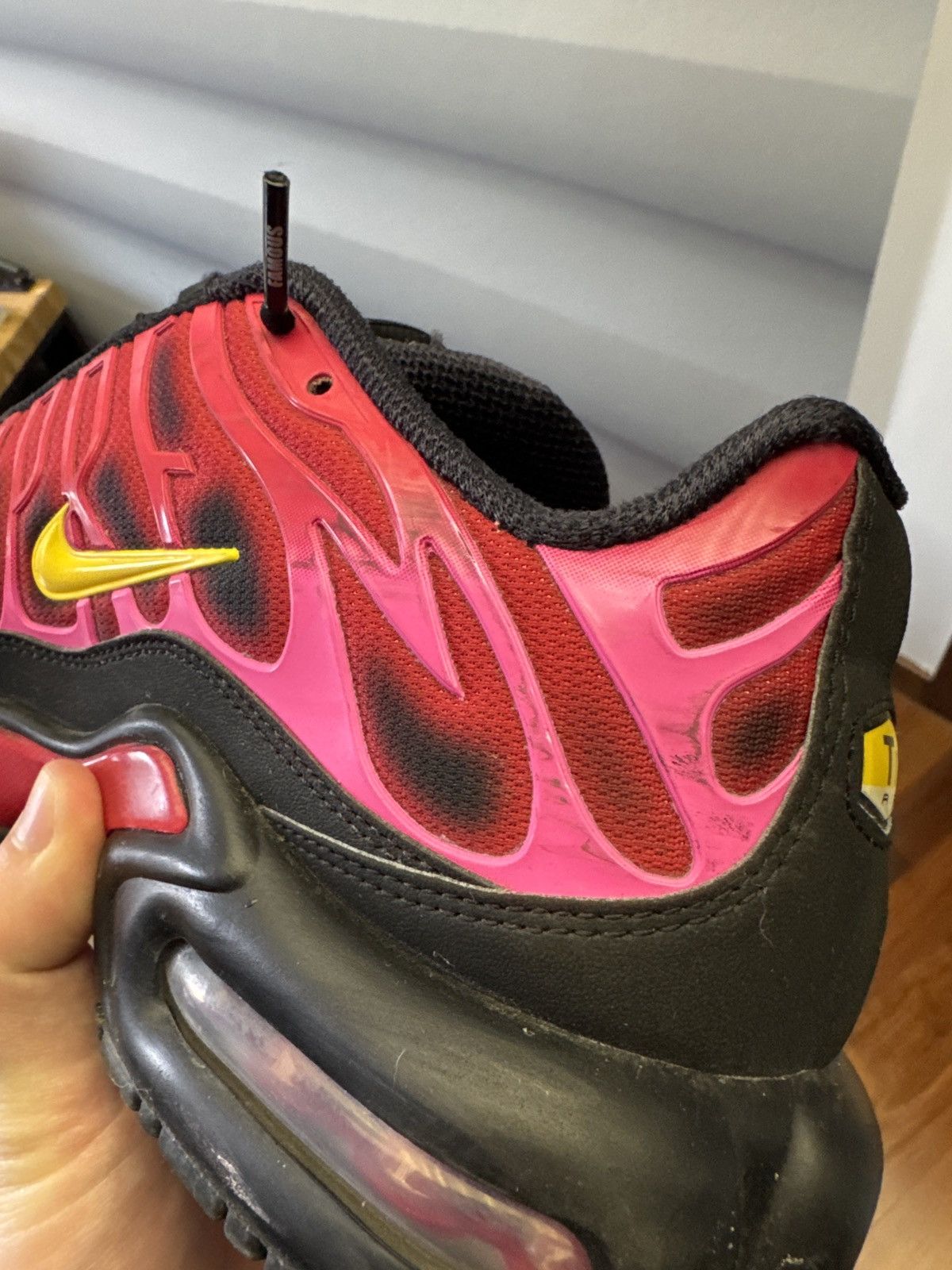 Nike × Supreme nike tn x supreme fire pink Size US 9 / EU 42 - 6 Thumbnail