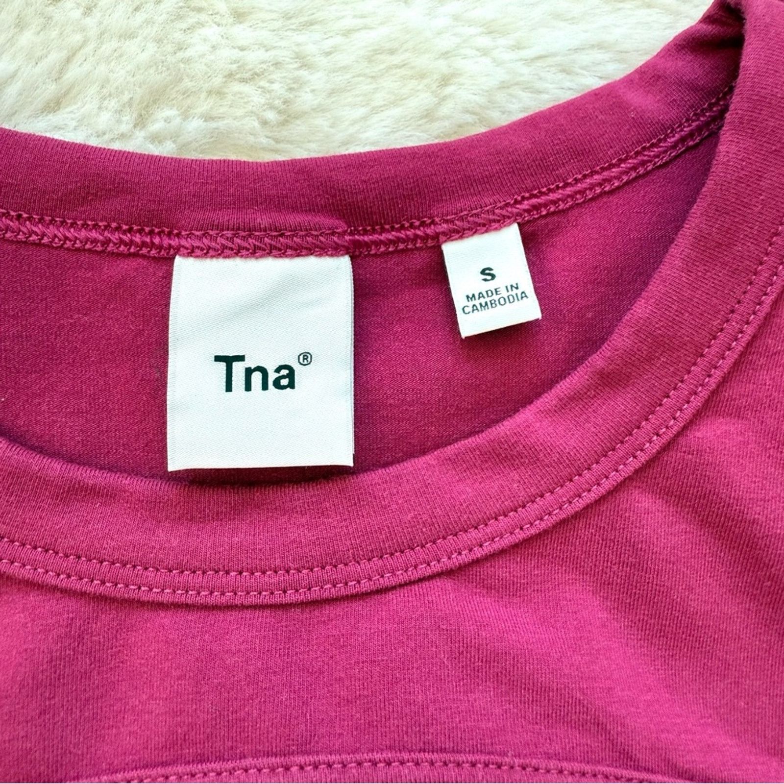 Aritzia Bundle of TNA Aritzia women t shirts size S Size S / US 4 / IT 40 - 6 Thumbnail