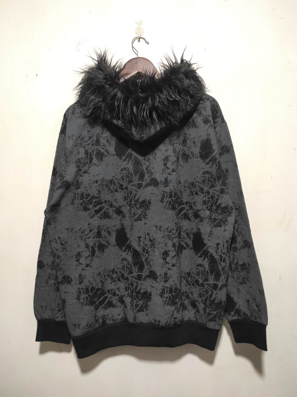 Anime Dr.Slump Arale Chan Fur hoodie ifsix LGB style Size US L / EU 52-54 / 3 - 14 Thumbnail