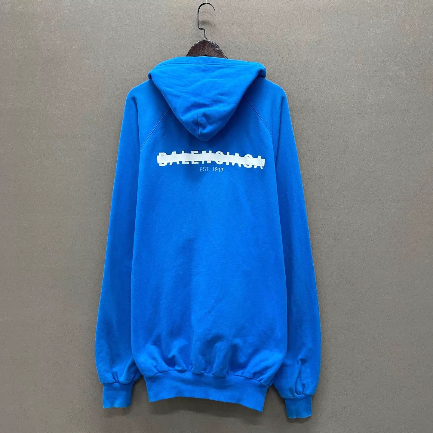 Balenciaga Balenciaga 99 New Strikethrough Logo Print Hoodie Size 2 Size US M / EU 48-50 / 2 - 2 Thumbnail