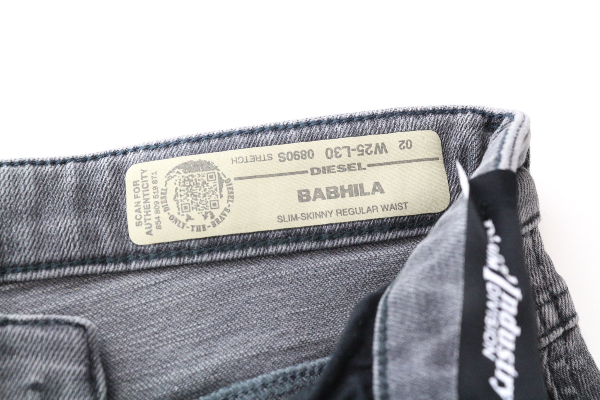 Diesel BABHILA 0890S W25/L30 Grey Buttoned Jeans 71780 Size 25" / US 0 / IT 36 - 5 Thumbnail