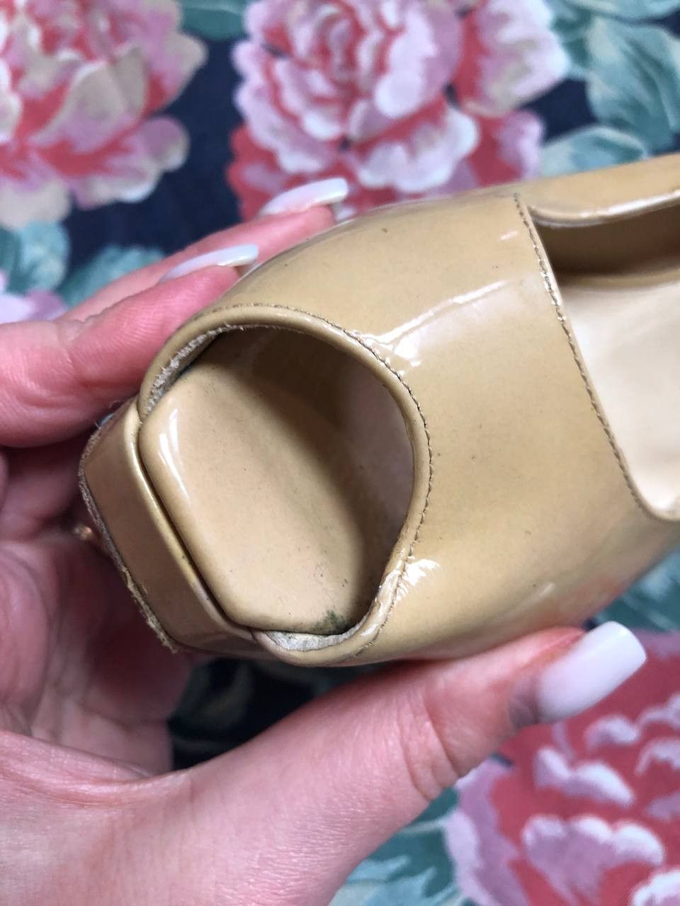 Jimmy Choo Jimmy Choo Womens Patent Leather Peep Toe Heel Pumps Beige Size US 5 / IT 35 - 13 Thumbnail