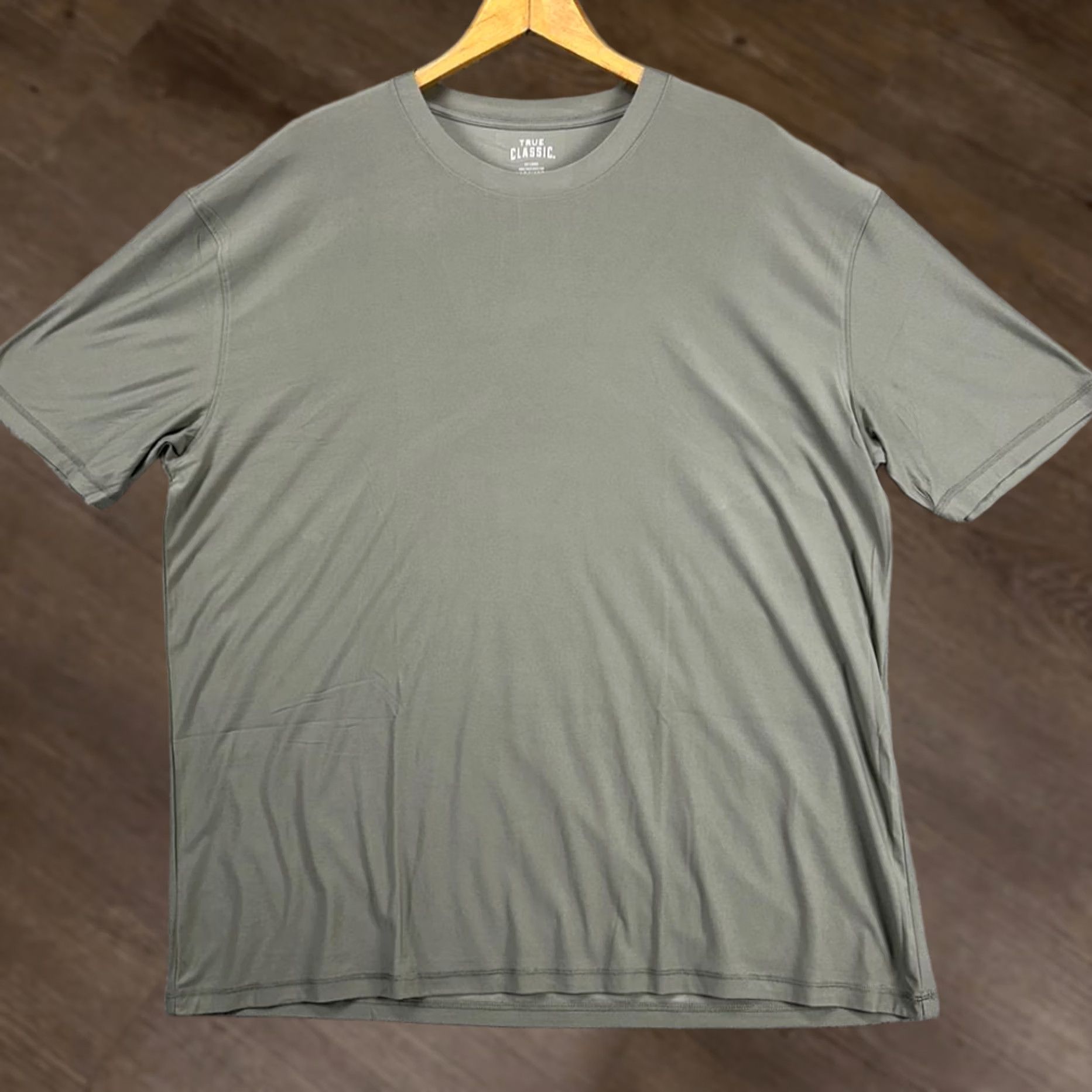 Vintage True Classic T-Shirt Mens XL Grey Performance Athletic Stretch Short Sleeve Crew Neck Regular Fit NWT Size US XL / EU 56 / 4 - 1 Thumbnail