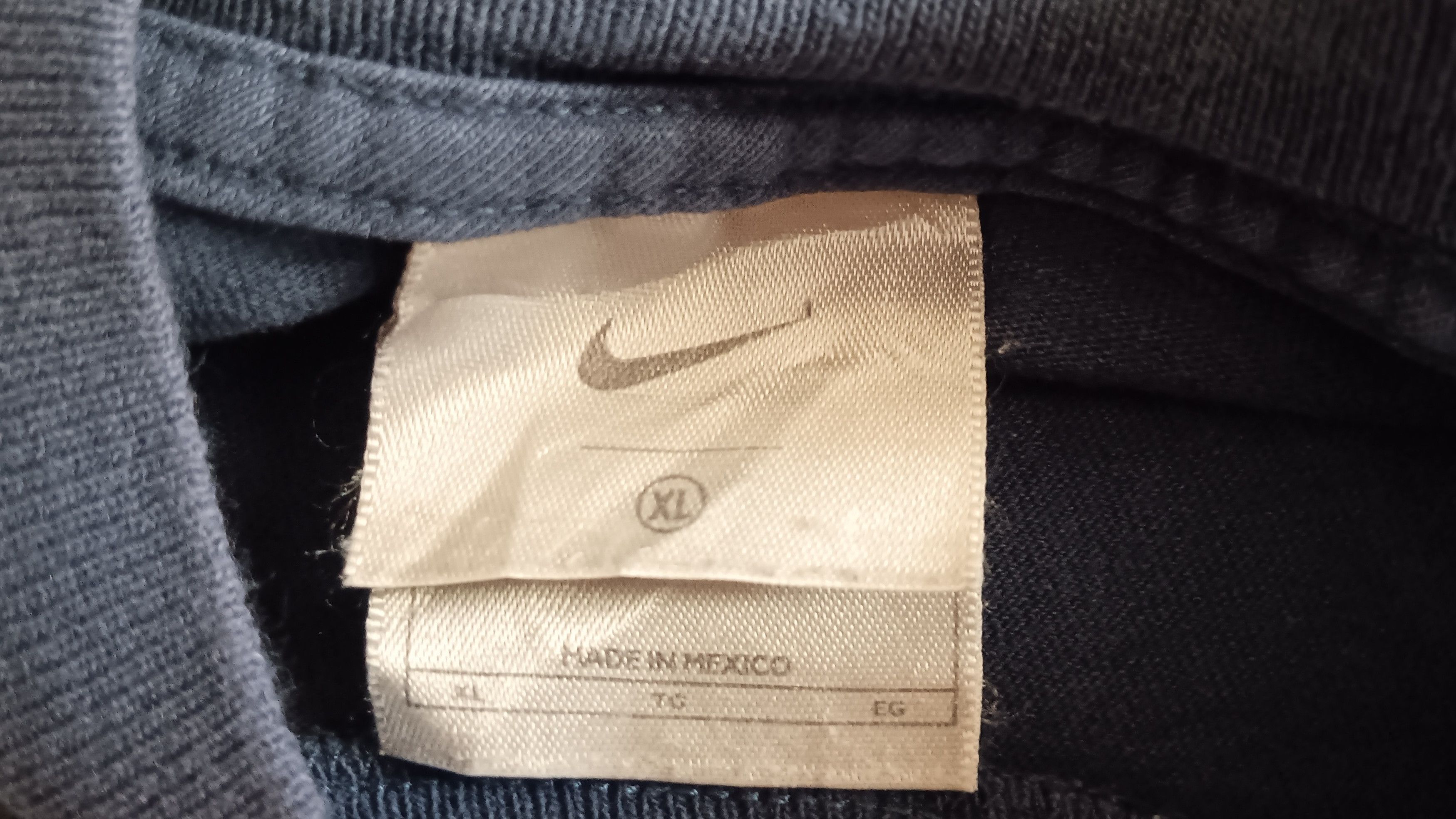 Nike Vintage | Nike Shirt Size US XL / EU 56 / 4 - 6 Thumbnail