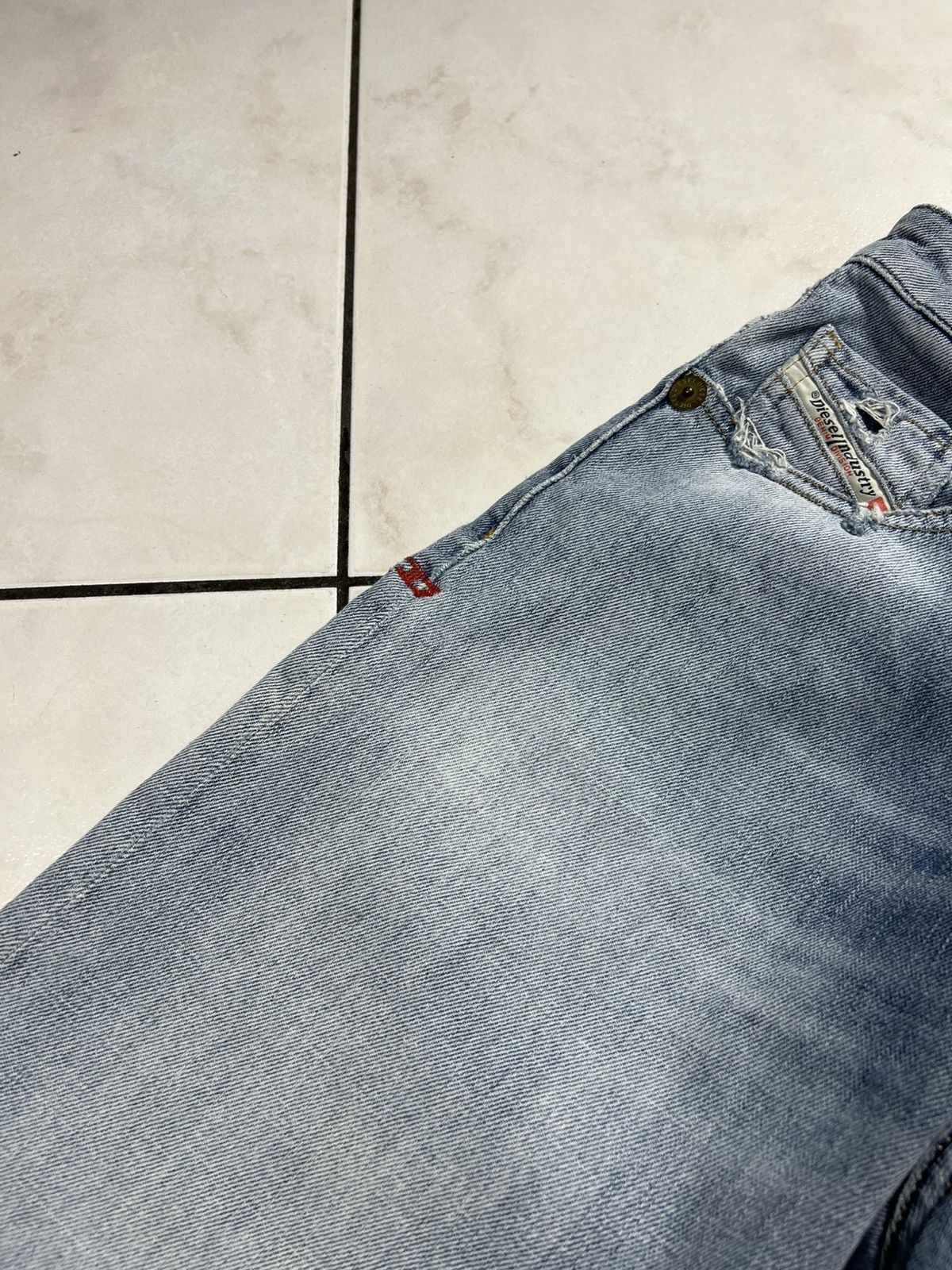 Diesel Vintage Diesel D-reggy y2k washed distressed denim jeans Size 27" / US 4 / IT 40 - 8 Thumbnail