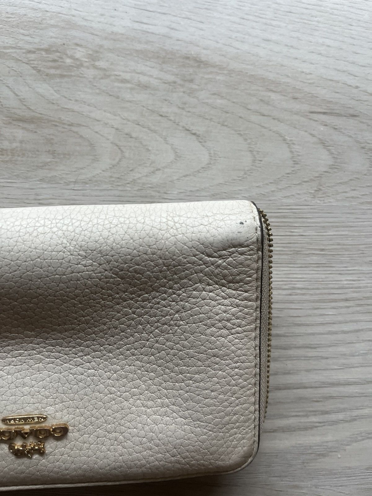 Coach Coach Medium ID Zip Wallet in refined chalk pebble leather Size ONE SIZE - 3 Thumbnail