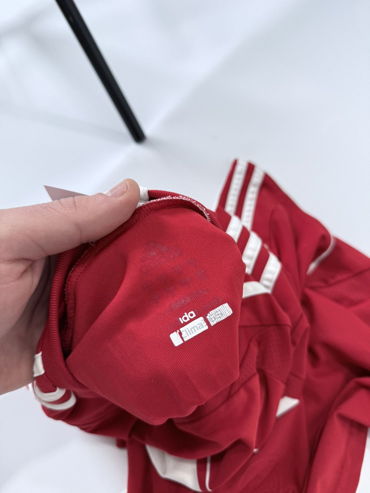 Adidas Vintage Adidas Y2K streetwear track sportswear t-shirt Size US L / EU 52-54 / 3 - 9 Thumbnail