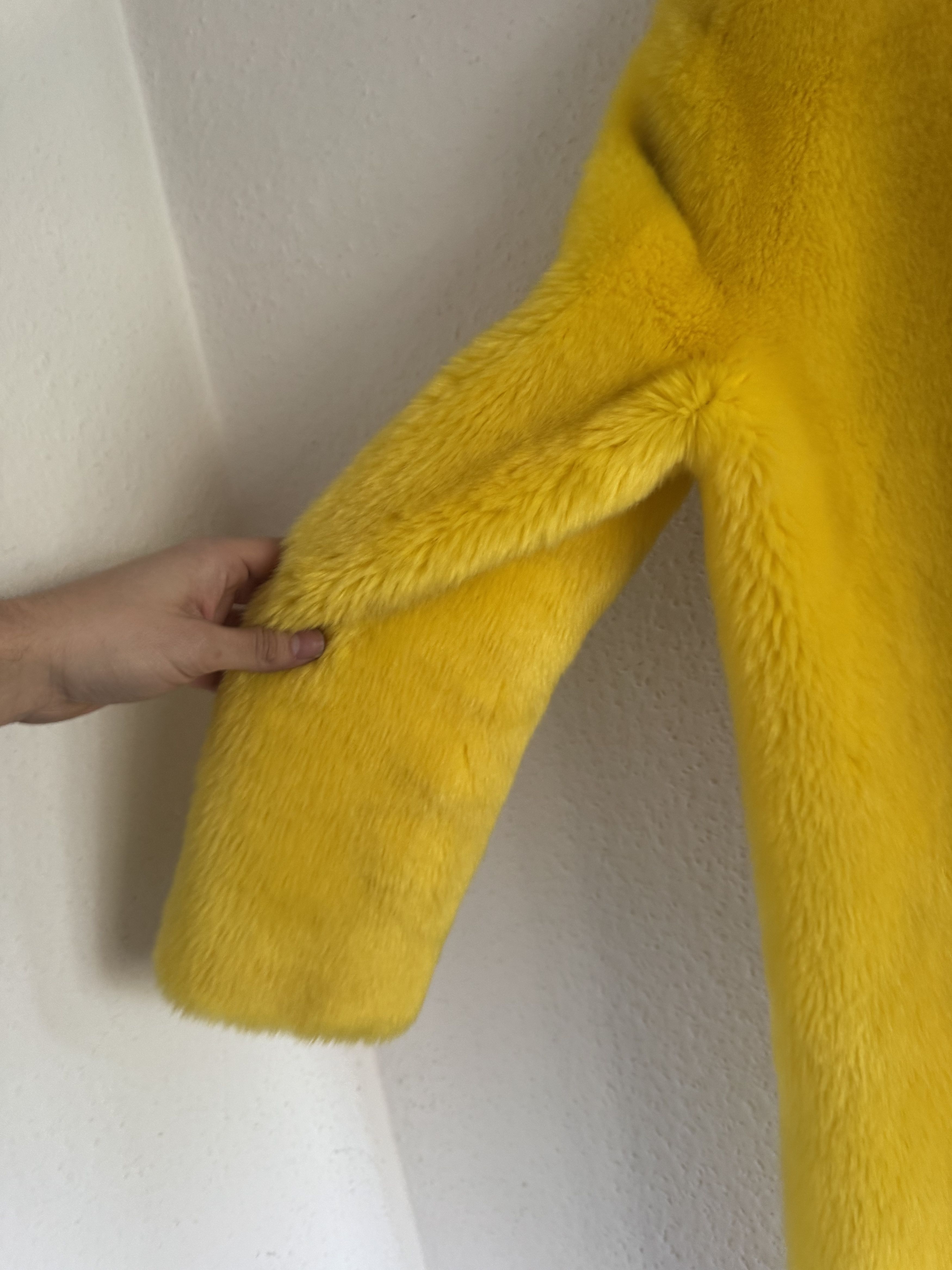 Moschino FW15 Runway Faux Fur Coat Size S / US 4 / IT 40 - 12 Thumbnail
