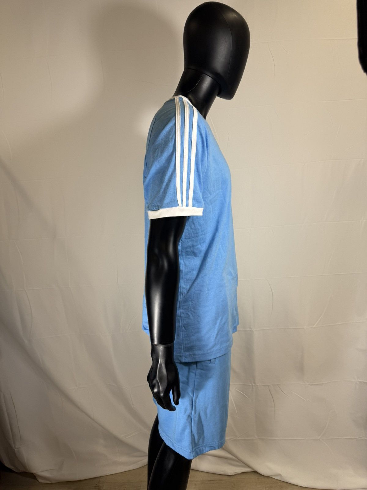 Adidas Adidas Originals Sky Blue Trefoil – Retro T-Shirt & Shorts Size US L / EU 52-54 / 3 - 1 Thumbnail