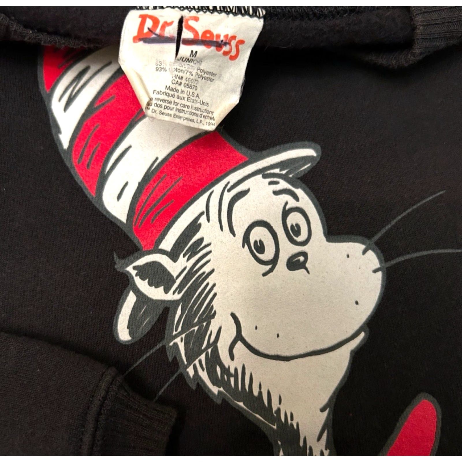 Vintage VINTAGE Dr Sueuss Cat In The Hat 1994 Cartoon VTG Crewneck Sweater Size M Crew Neck Sweatshirt Men Black 90s Cat In The Hat Pullover Size US M / EU 48-50 / 2 - 2 Thumbnail