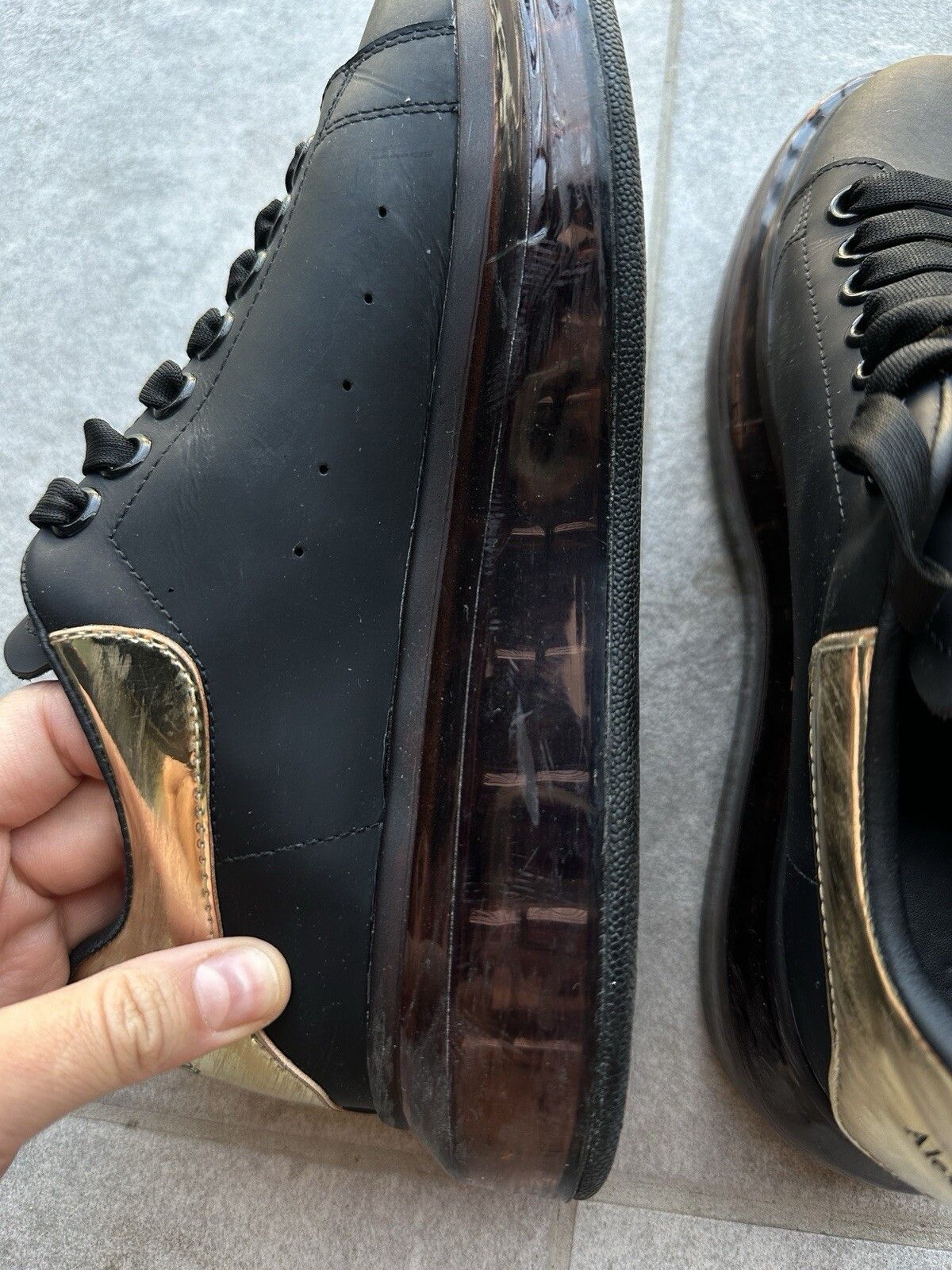 Alexander McQueen Alexander McQueen Oversized Classic Womens Sneakers Shoes Size US 9 / IT 39 - 7 Thumbnail
