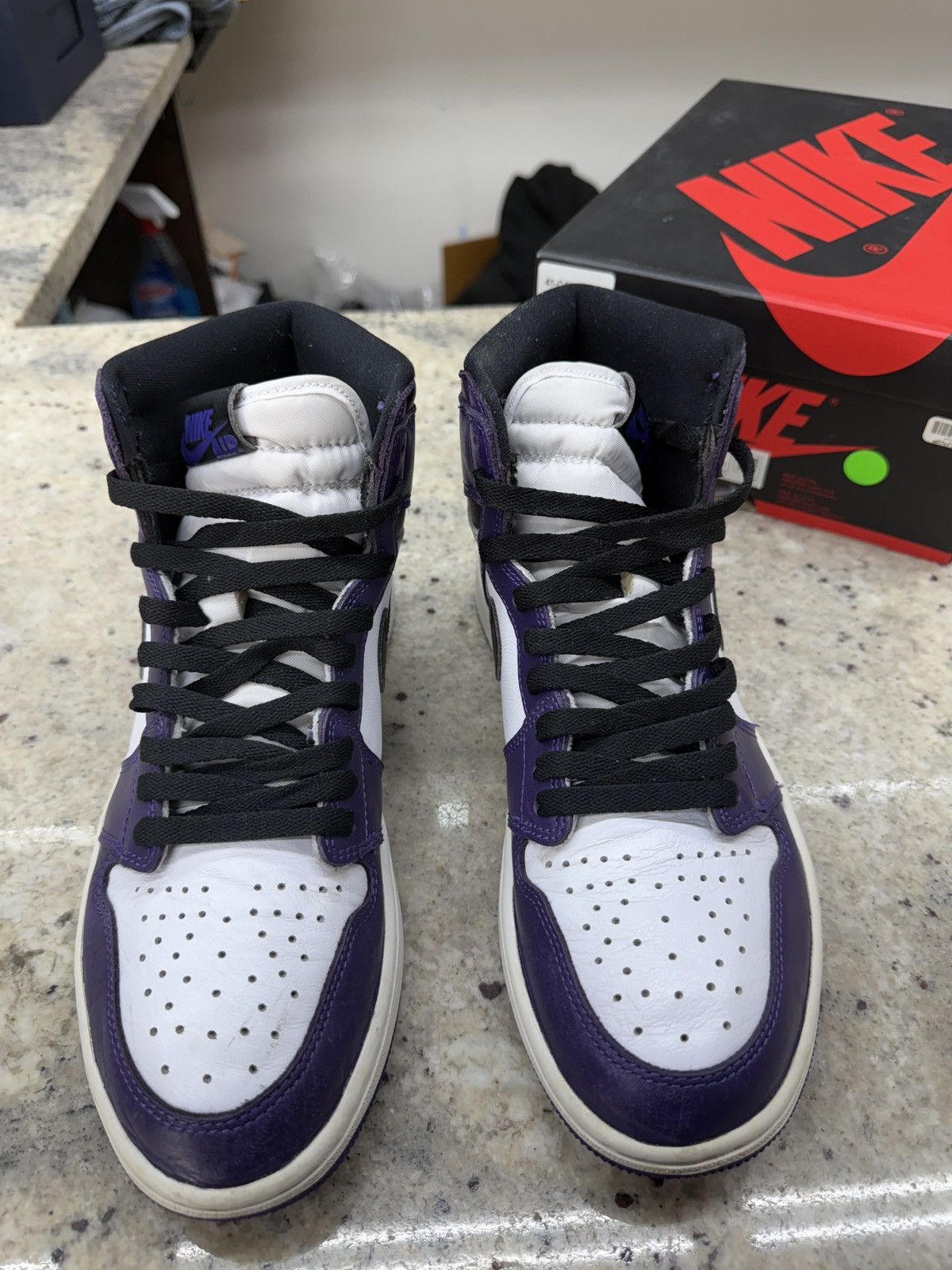 Jordan Brand Jordan 1 Retro High Court Purple white Size US 9.5 / EU 42-43 - 3 Thumbnail