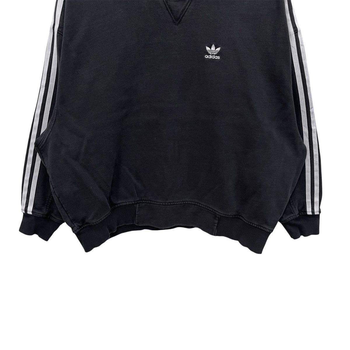 Adidas Adidas y2k stripe sweatshirt baggy logo embroidery nice🔥 Size S / US 4 / IT 40 - 3 Thumbnail