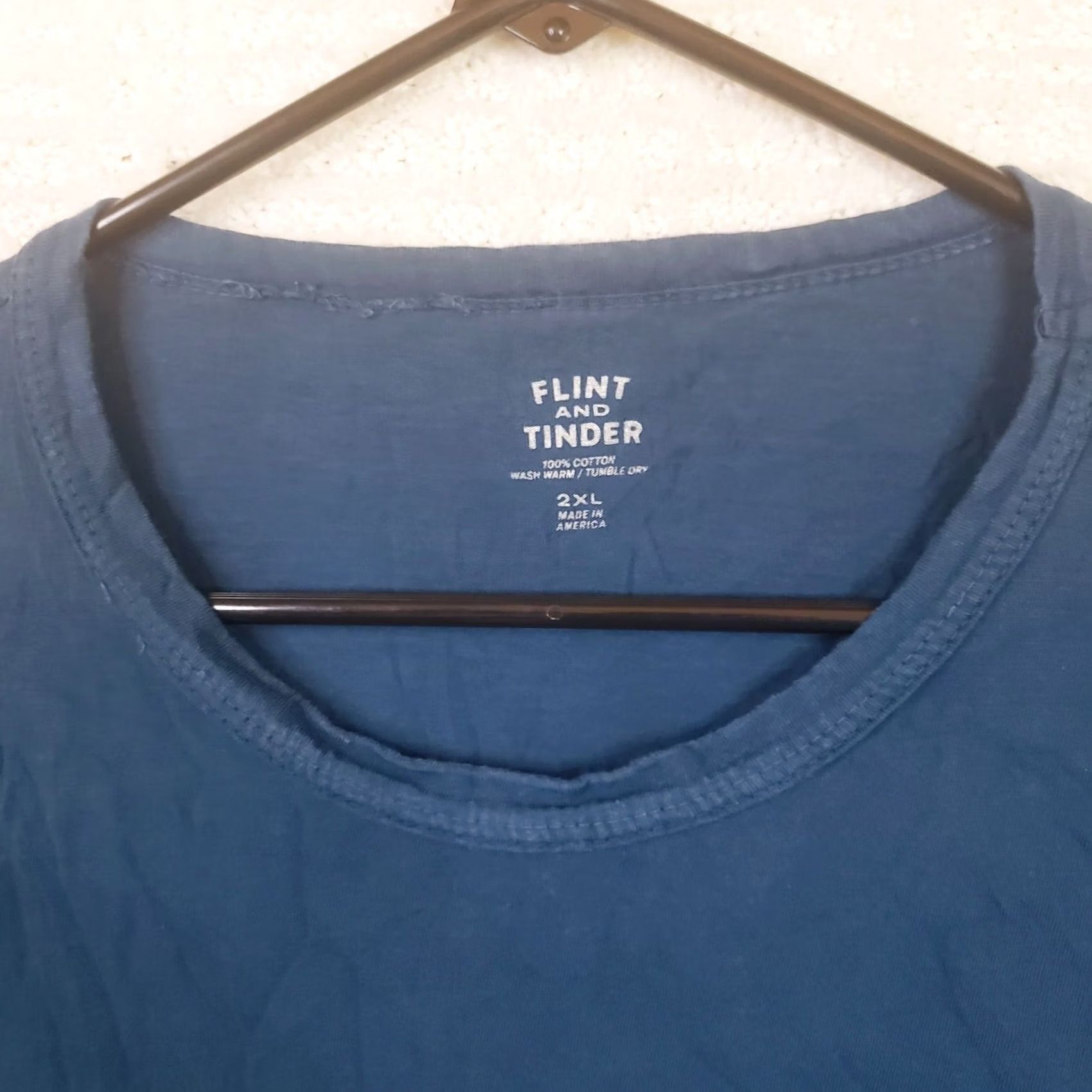 Flint And Tinder Flint and Tinder T-Shirt Shirt Men's XL Blue Cotton Logo USA Short Sleeve Regular Fit U.S.A. Modern 90s? Size US XL / EU 56 / 4 - 4 Thumbnail