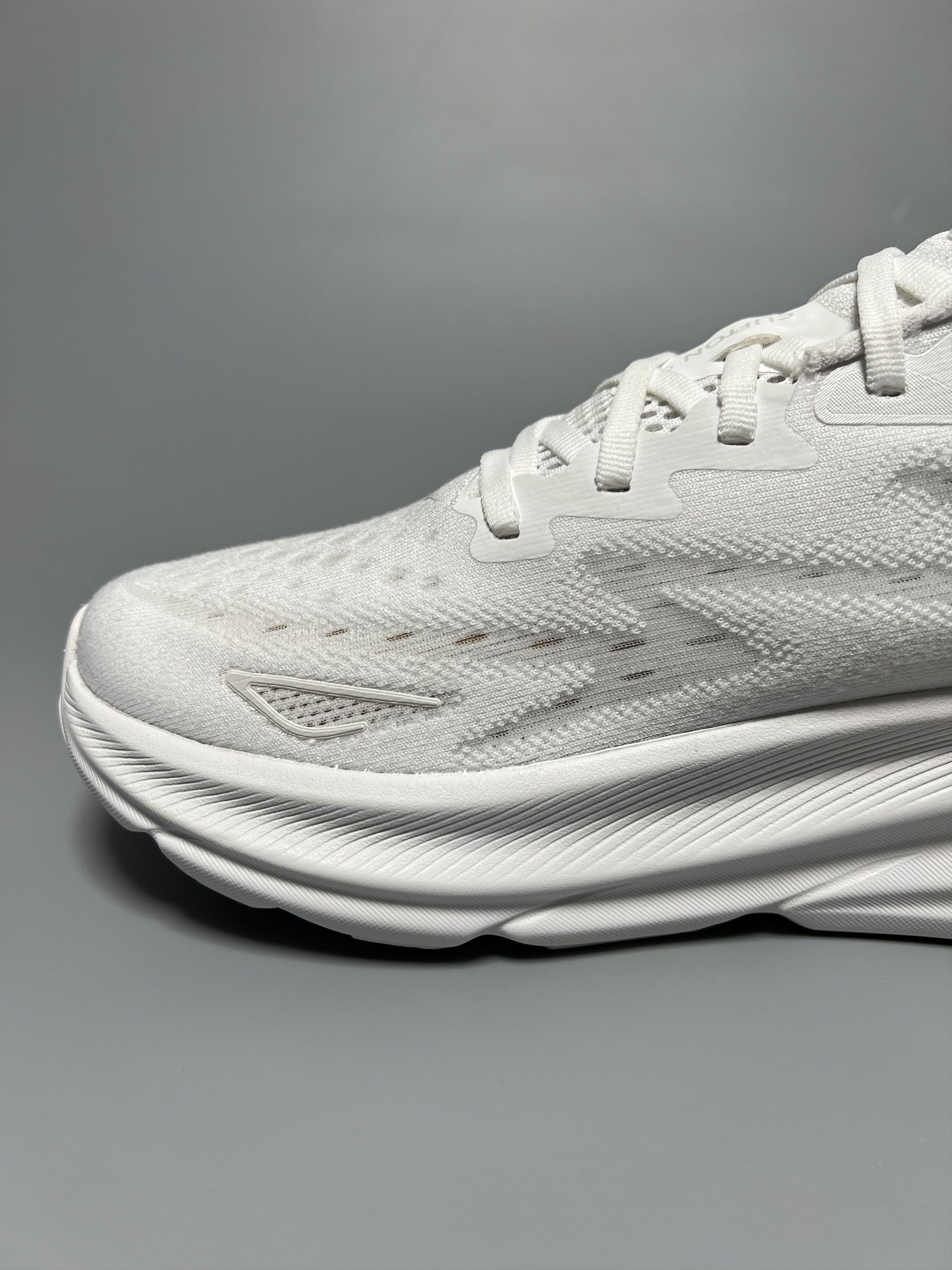 Hoka 10B Hoka One One Clifton 9 Running Shoes Walking Gym Size US 10 / IT 40 - 10 Thumbnail