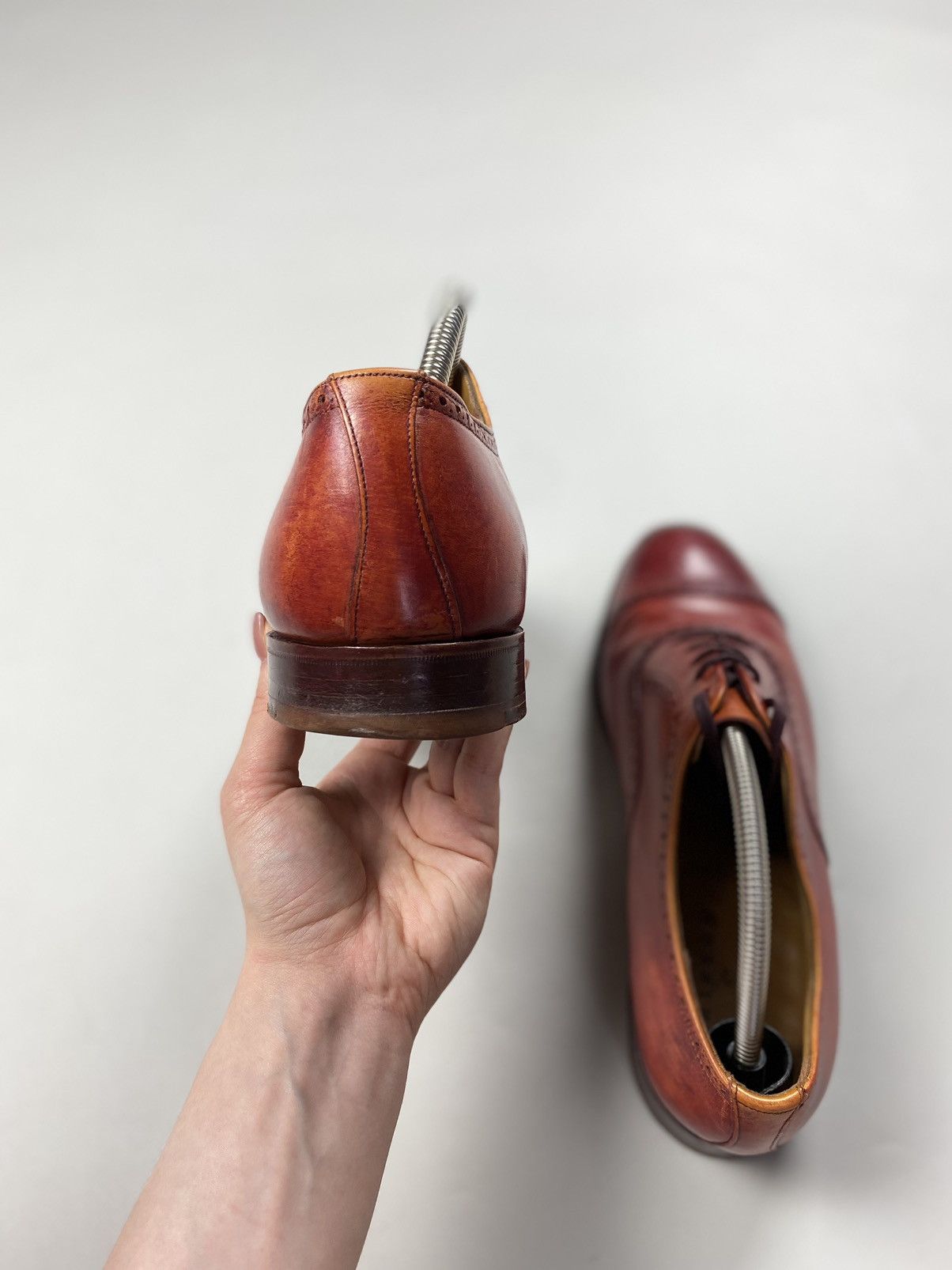 Shipton & Heneage Shipton & Heneage leather formal Oxford brogue shoes US 9 Size US 9 / EU 42 - 13 Thumbnail