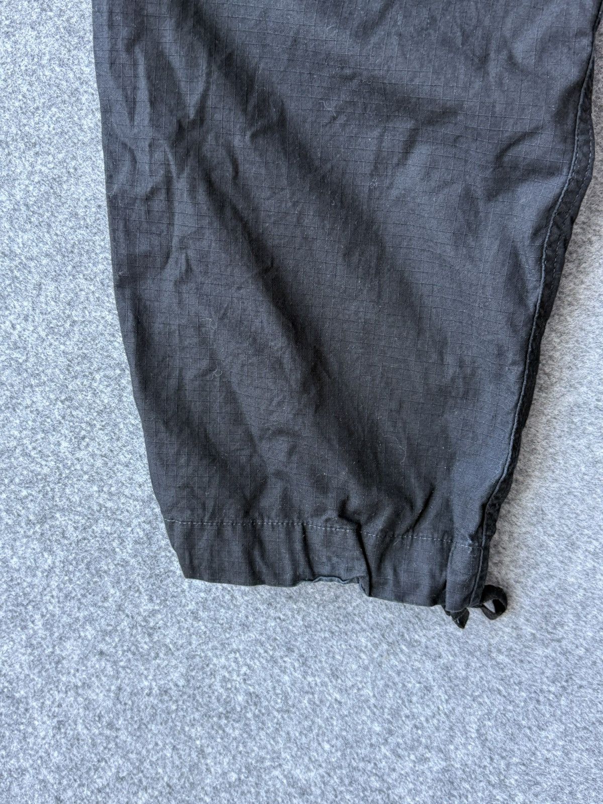 Carhartt Vintage Carhartt Black Aviation Cargo Pants size 38x32 Size US 38 / EU 54 - 11 Thumbnail