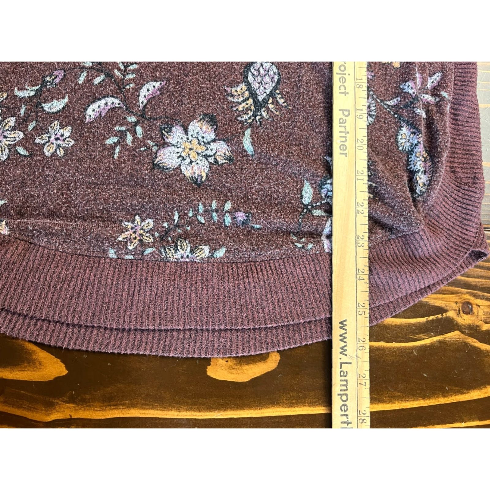 Vintage Maurices Shirt Women's Size Small Maroon Floral Half Sleeve T-Shirt Casual Regular Womens Size S / US 4 / IT 40 - 4 Thumbnail