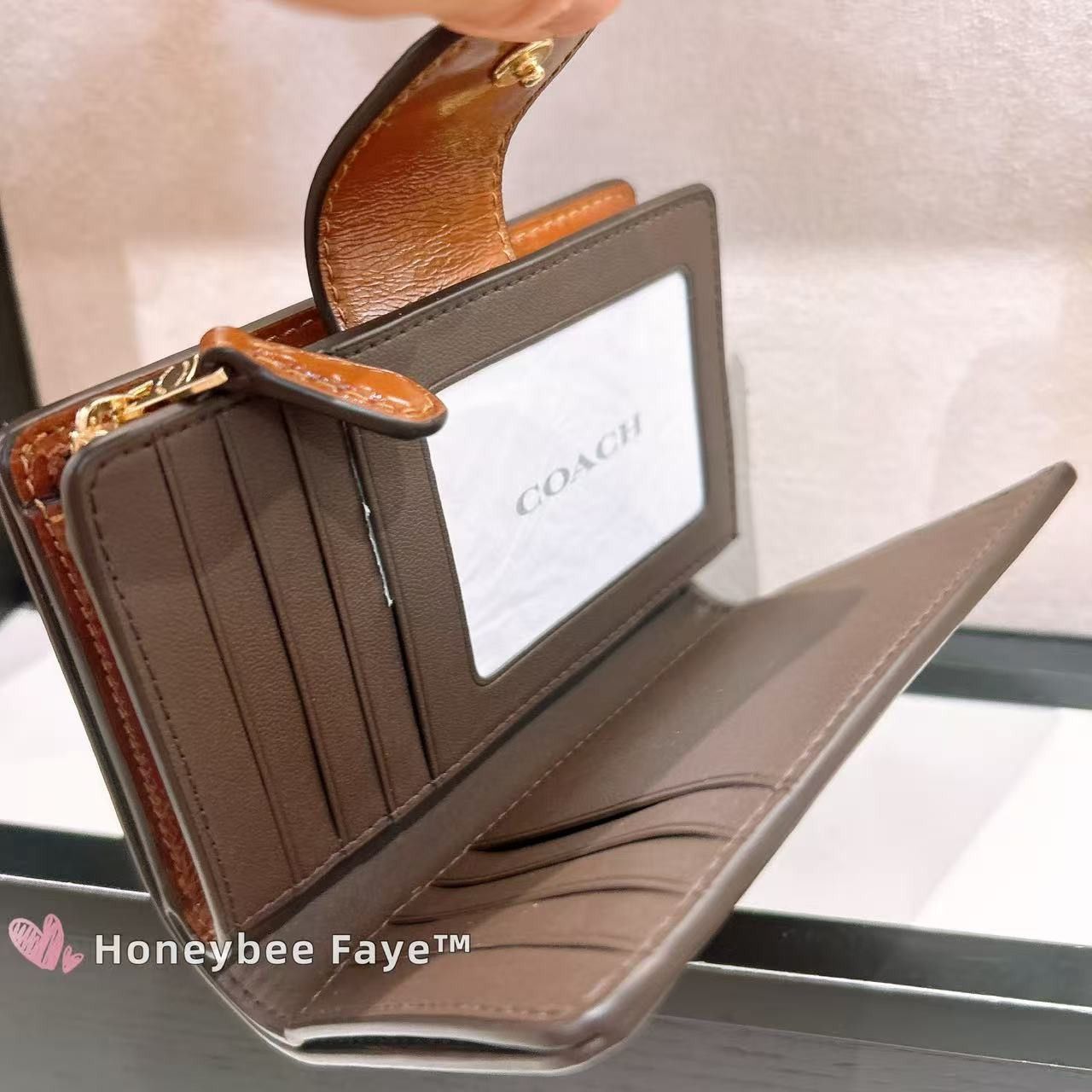Coach NWT Coach Medium Corner Zip Wallet CEC33 Size ONE SIZE - 4 Thumbnail