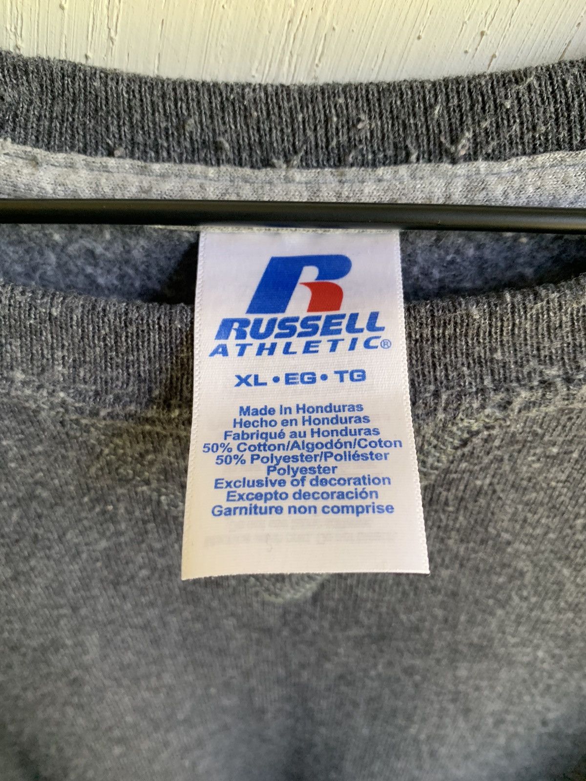 Russell Athletic Vintage Y2K Russel Athletic Blank Crewneck Sweatshirt Grey Size US XL / EU 56 / 4 - 5 Thumbnail