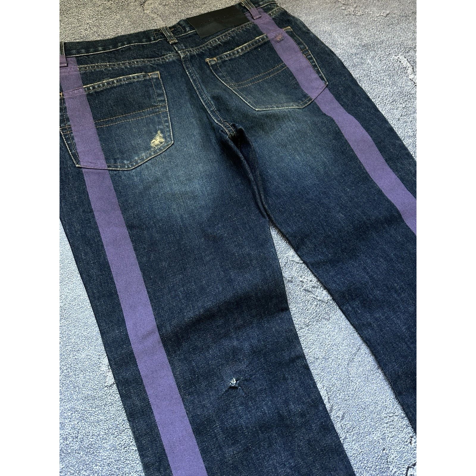 John Richmond Vintage John Richmond Bootcut Overprinted Punk Denim Pants Size 28" / US 6 / IT 42 - 12 Thumbnail