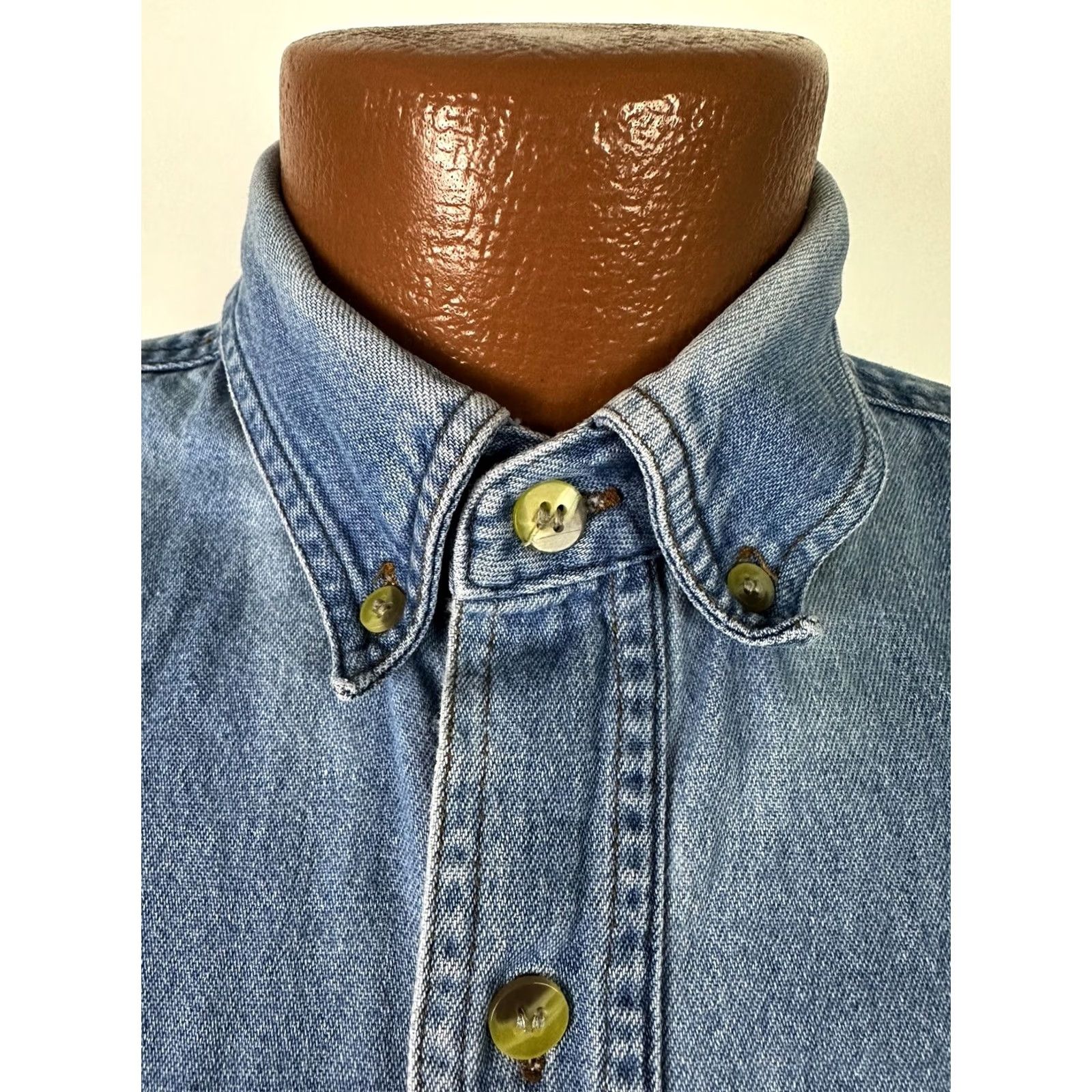Vintage VINTAGE Epsilon Sigma Alpha International Denim Shirt Men M Casual Denim Shirt ESA Embroidered 90s Y2K Size US M / EU 48-50 / 2 - 4 Thumbnail