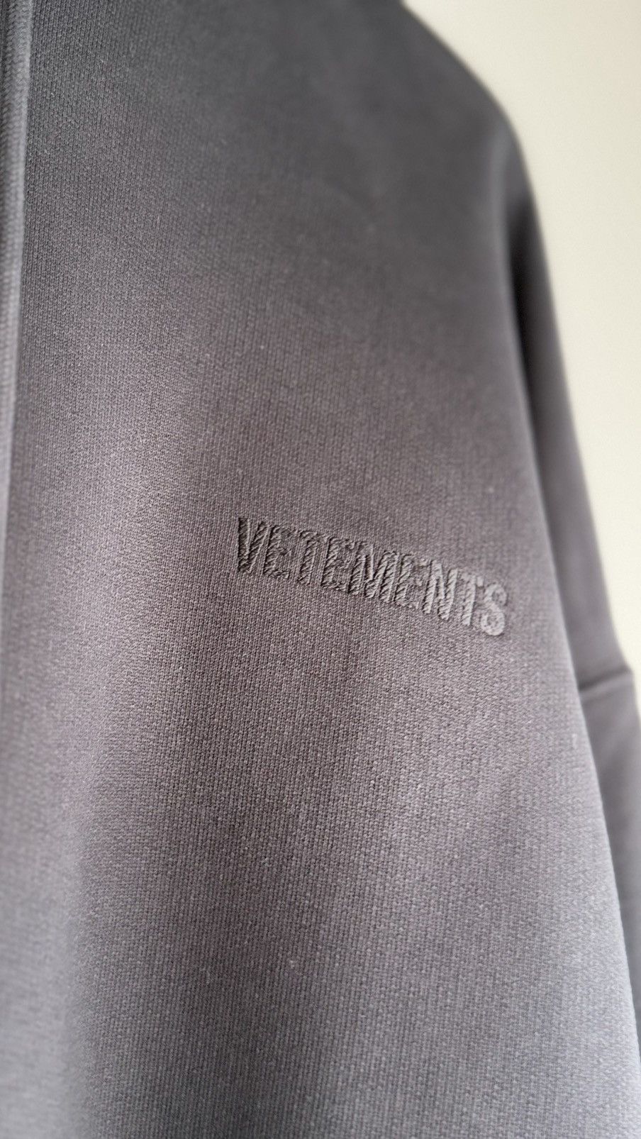 Vetements VETEMENTS Limited Edition Logo Hoodie - Black Size US M / EU 48-50 / 2 - 3 Thumbnail