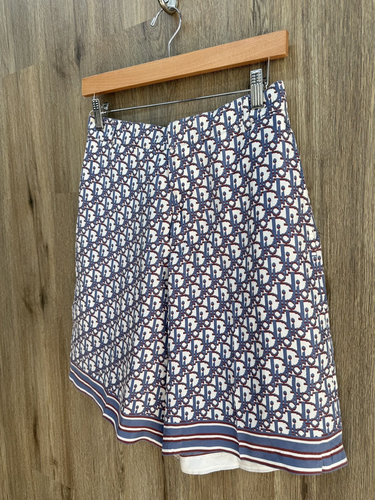Dior Christian Dior Silk Shorts Size US 28 / EU 44 - 3 Thumbnail