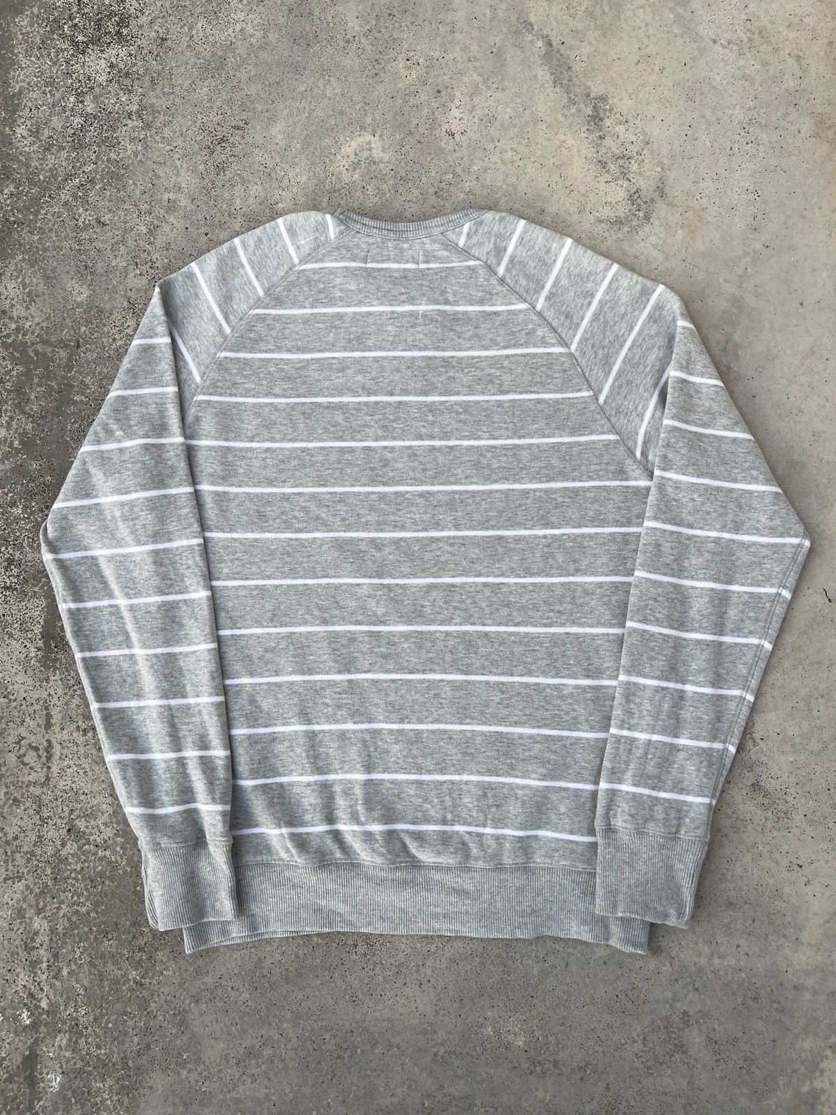 Fred Perry × Vintage Fred Perry Small Logo Stripes Sweatshirt Size US L / EU 52-54 / 3 - 3 Thumbnail