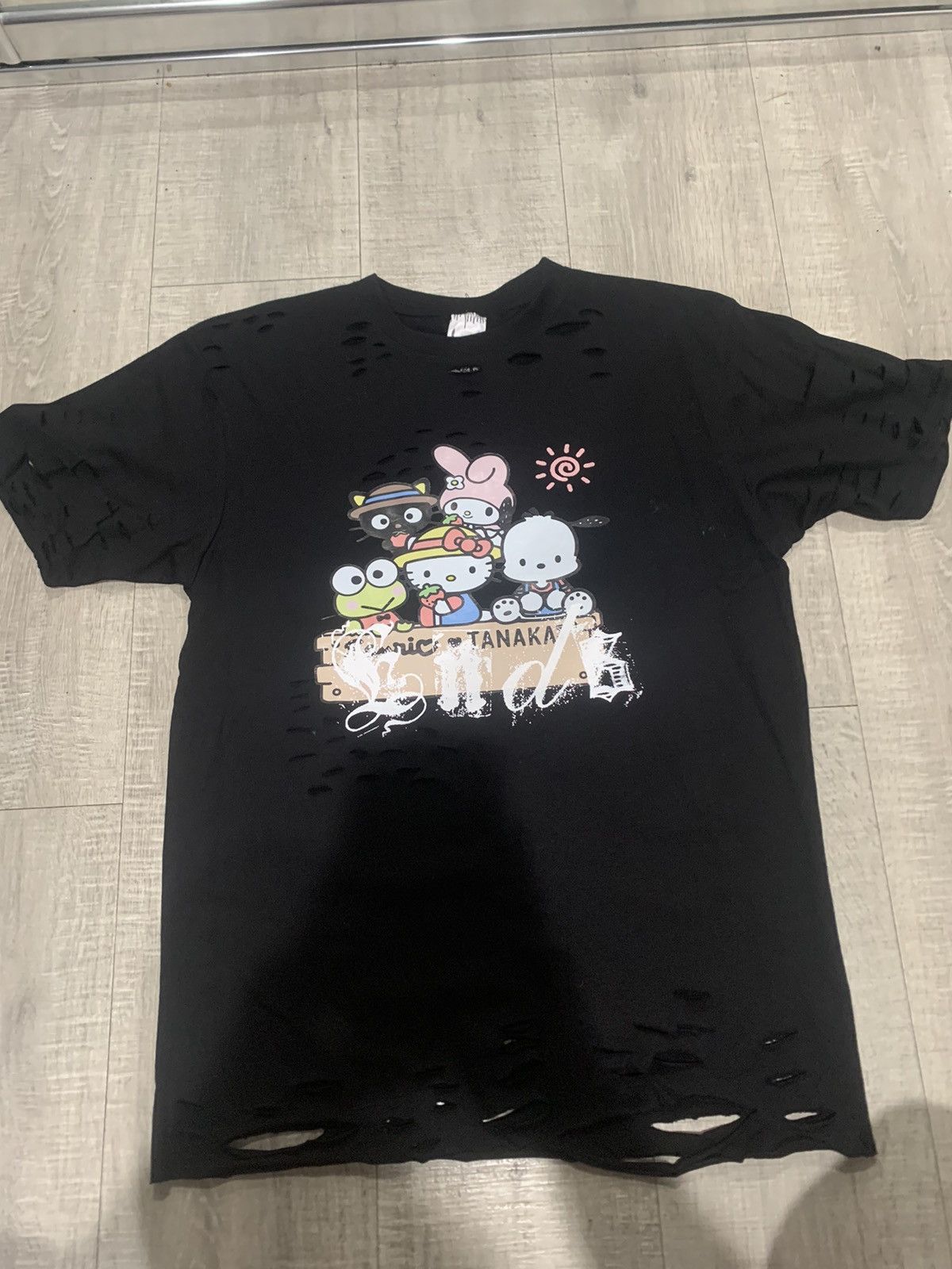 ENDS REPAIR CHARACTER TEE
