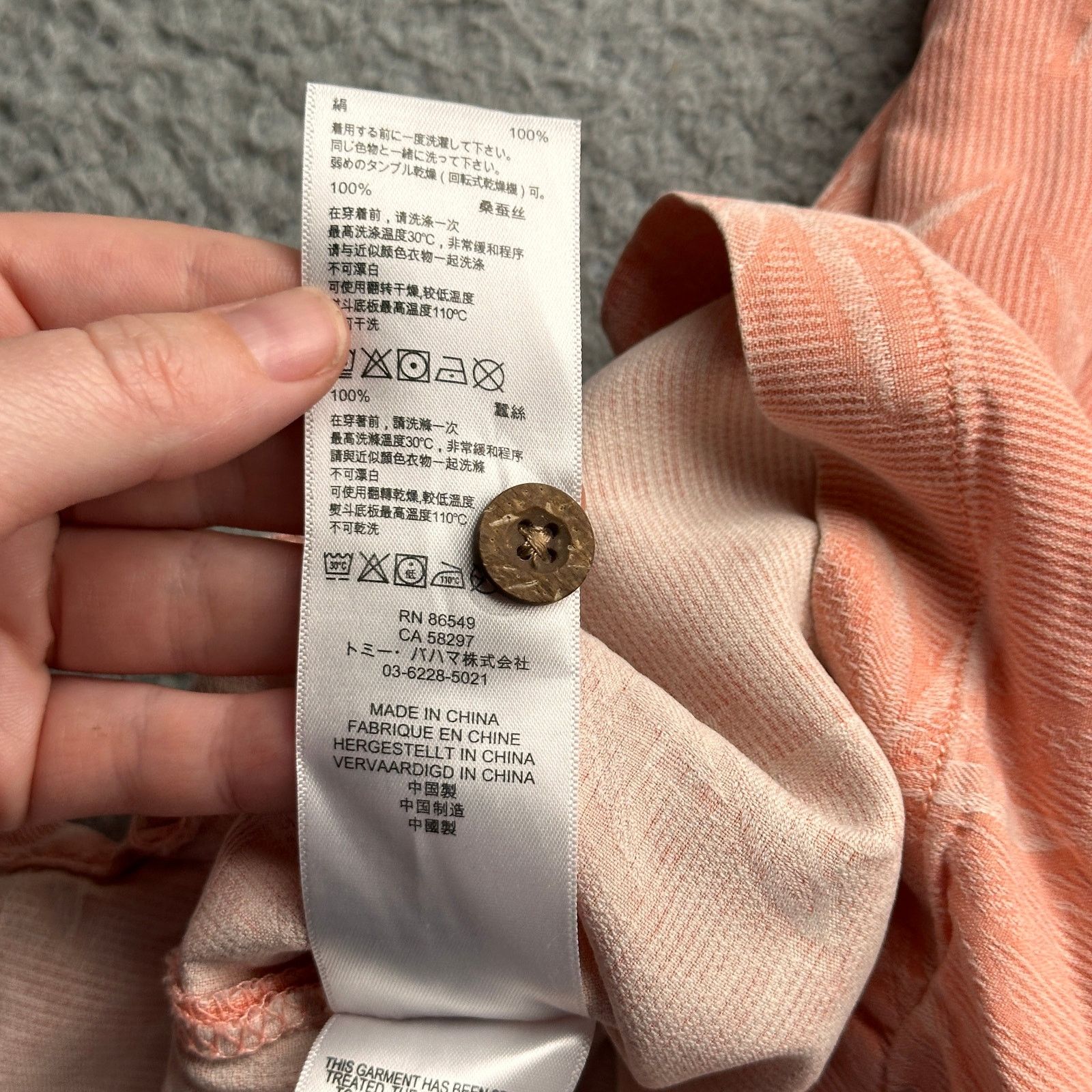 Tommy Bahama Tommy Bahama Silk Button Up Shirt XL Short Sleeve Orange Size US XL / EU 56 / 4 - 3 Thumbnail