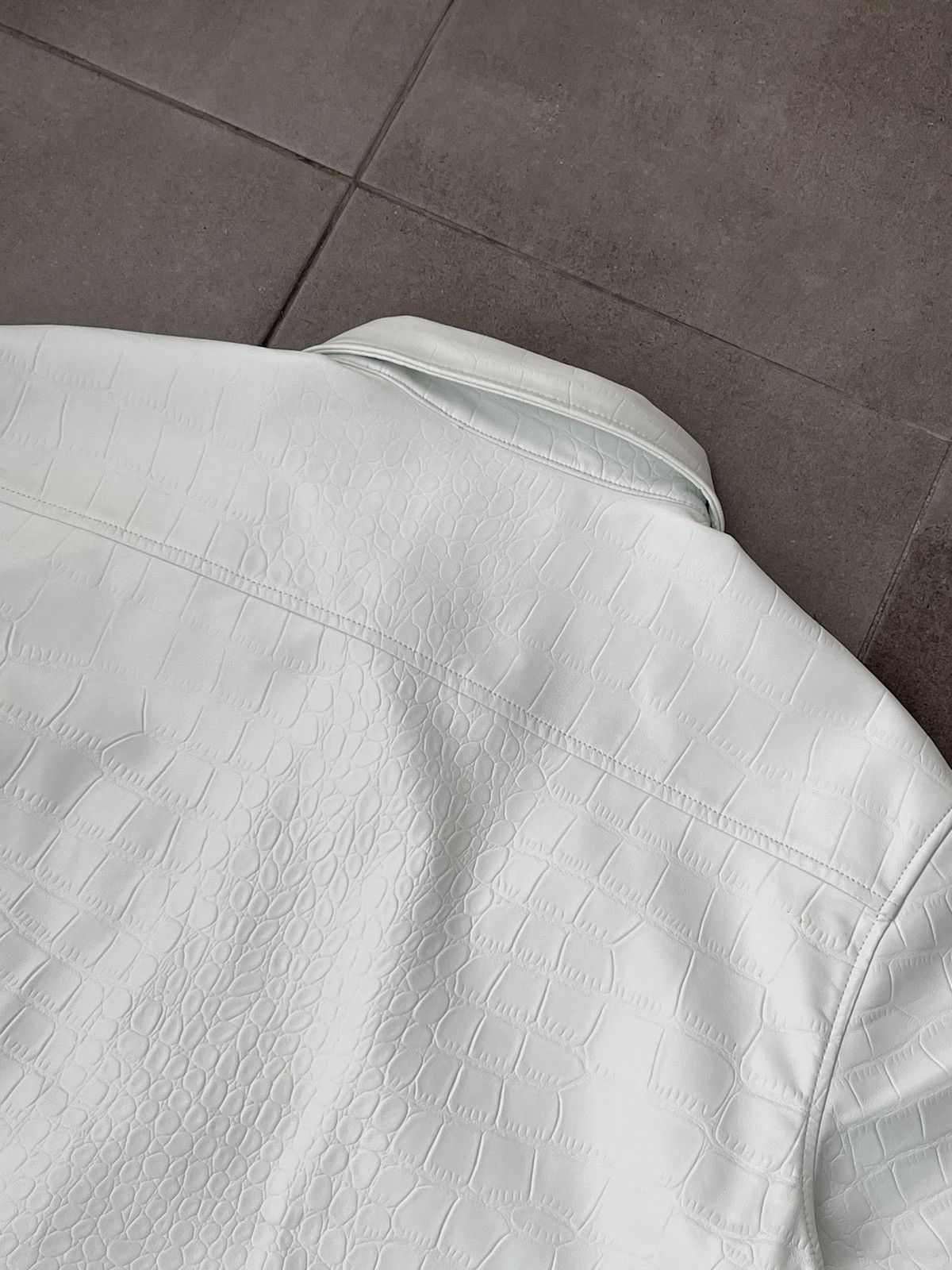 Han Kjobenhavn !DS! SS21 Han Kjobenhavn White Croc Skin Summer Shirt Size US M / EU 48-50 / 2 - 15 Thumbnail