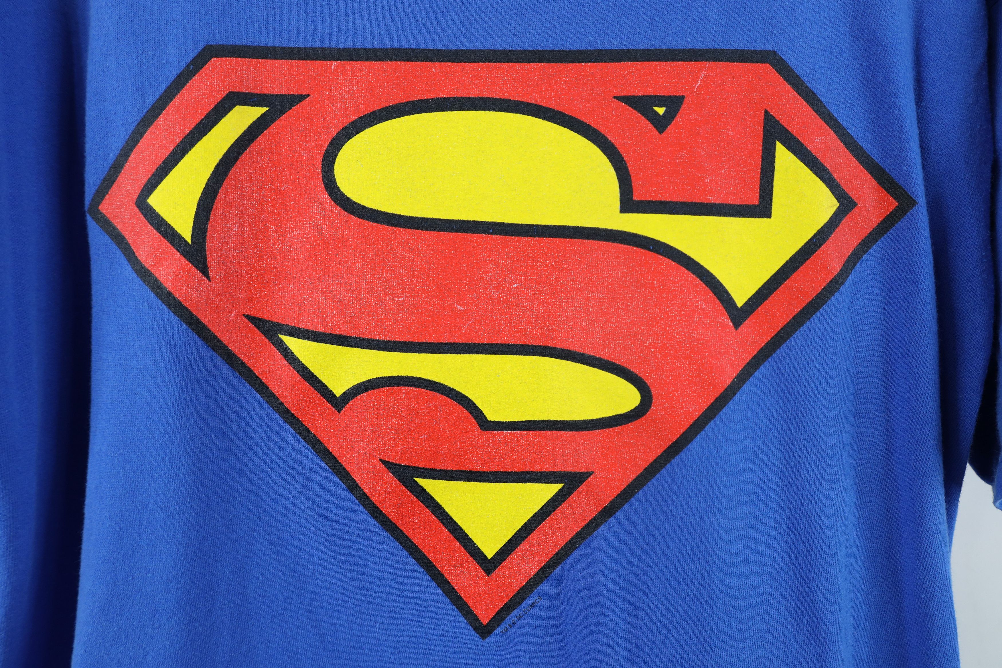Vintage Vintage 90s DC Comics Superman Hero Short Sleeve T-Shirt Size US L / EU 52-54 / 3 - 4 Thumbnail