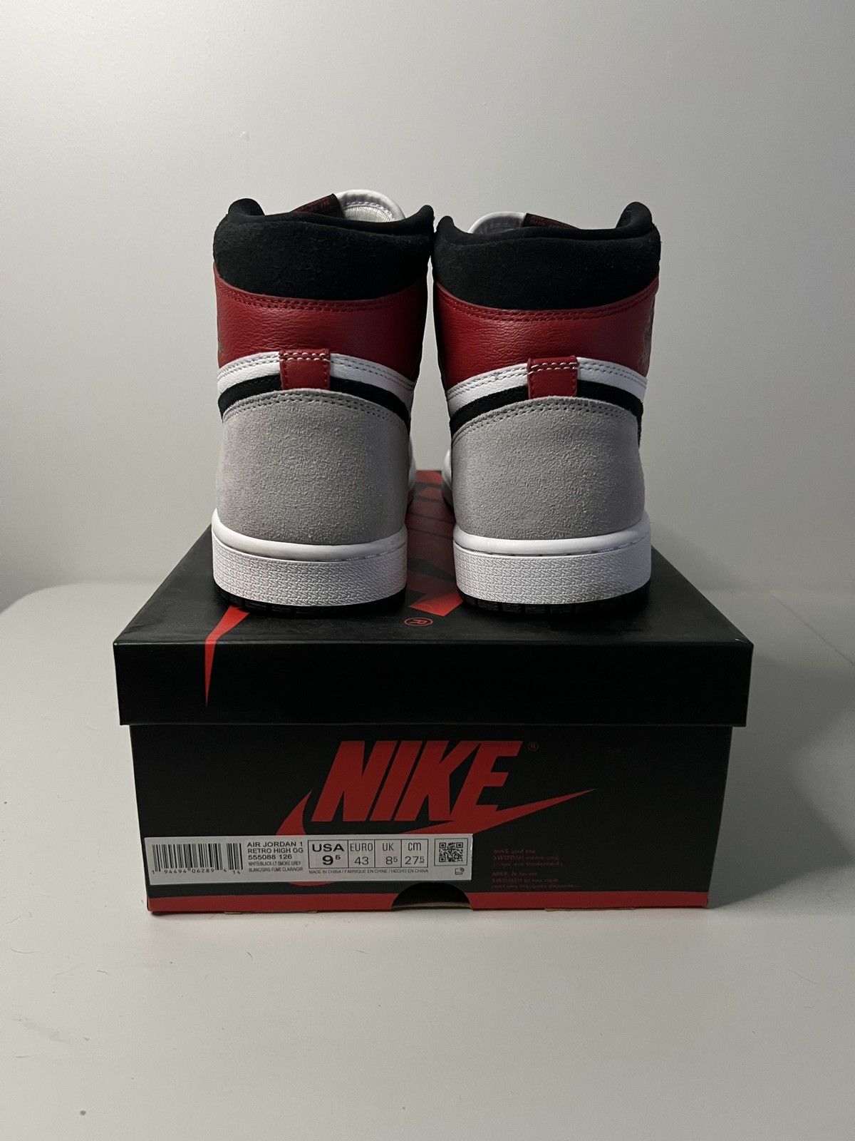 Jordan Brand Air Jordan 1 High ‘Smoke Grey’ Size US 9.5 / EU 42-43 - 4 Thumbnail