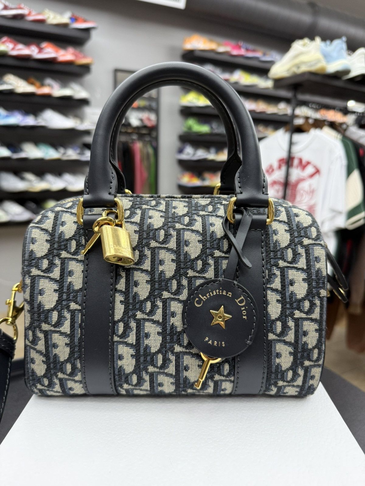 Dior Dior Oblique Groove 20 Bag M1364UTZQ M928 Size ONE SIZE - 9 Thumbnail