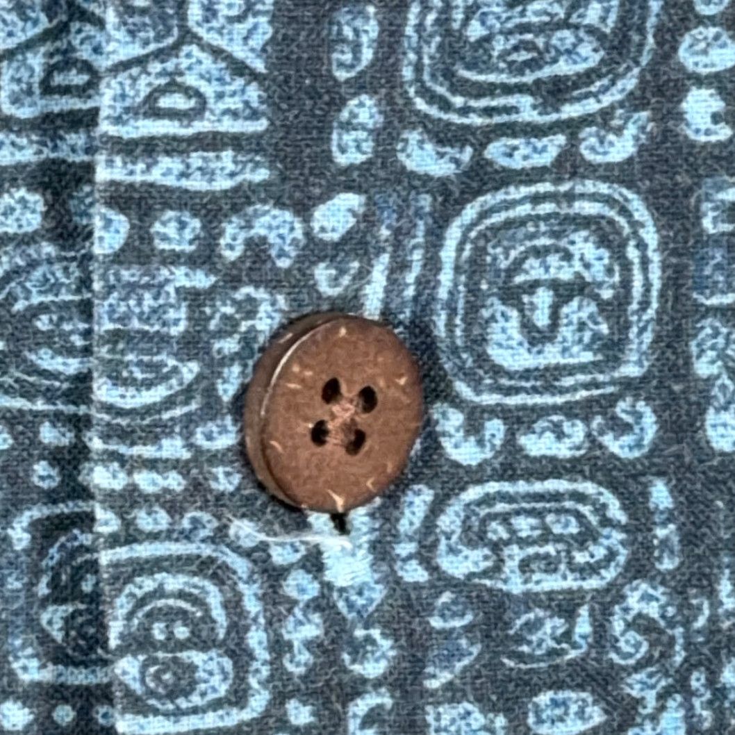 Vintage VINTAGE L.L.Bean Shirt Adult XL Blue Mayan Aztec Tribal Camp Print Y2K Graphic Print Button-Up Short Sleeve Pocketed 27 Chest 31 Length Mens Size US XL / EU 56 / 4 - 6 Thumbnail