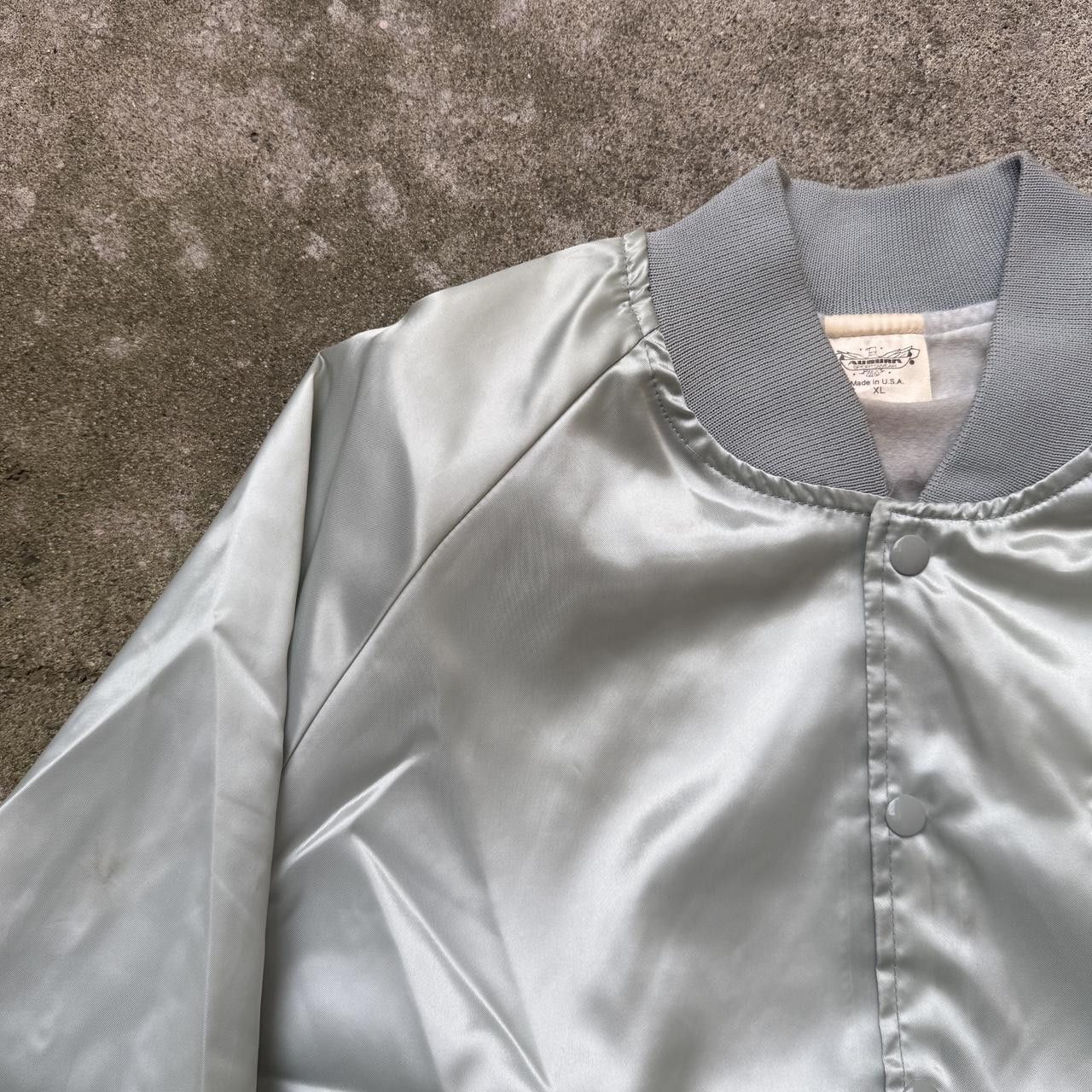 Vintage vintage silver satin jacket gray coach's souvenir bomber Size US XL / EU 56 / 4 - 4 Thumbnail