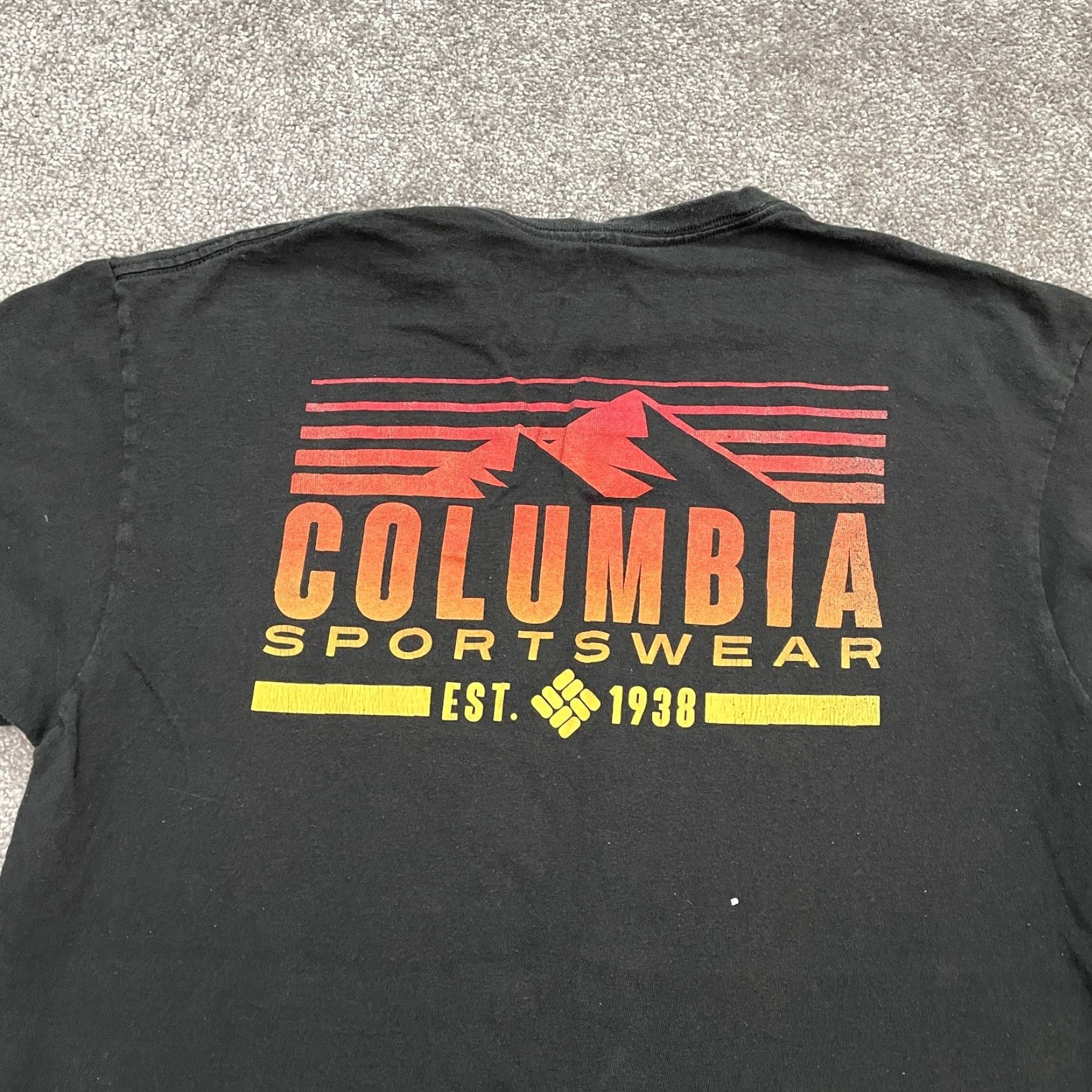 Vintage Columbia T-Shirt Men Large Black Cotton Tee Outdoor Classic Mens Size US L / EU 52-54 / 3 - 4 Thumbnail