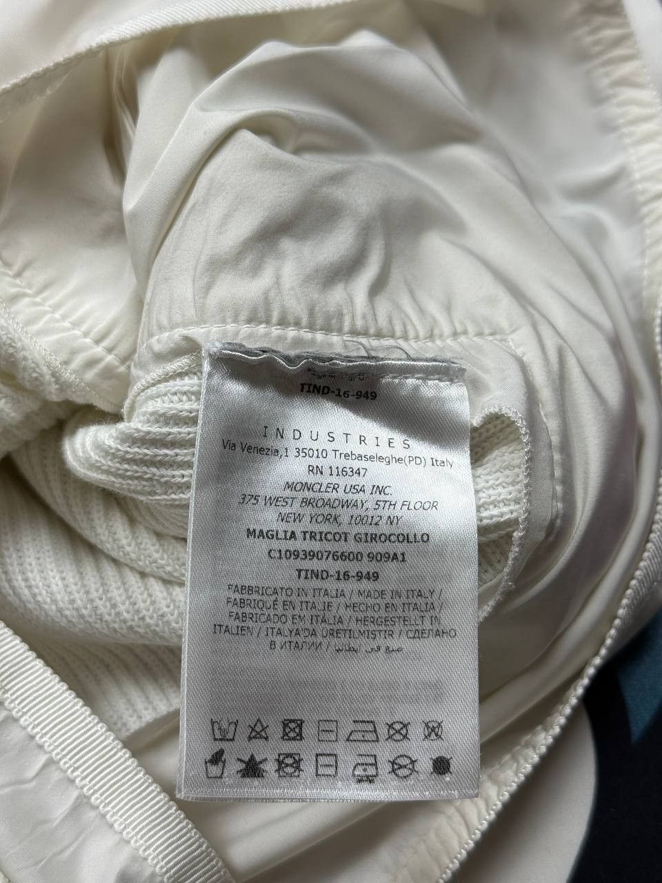 Moncler Moncler Maglia Tricot Girocollo knitted sweater Size M Size M / US 6-8 / IT 42-44 - 8 Thumbnail