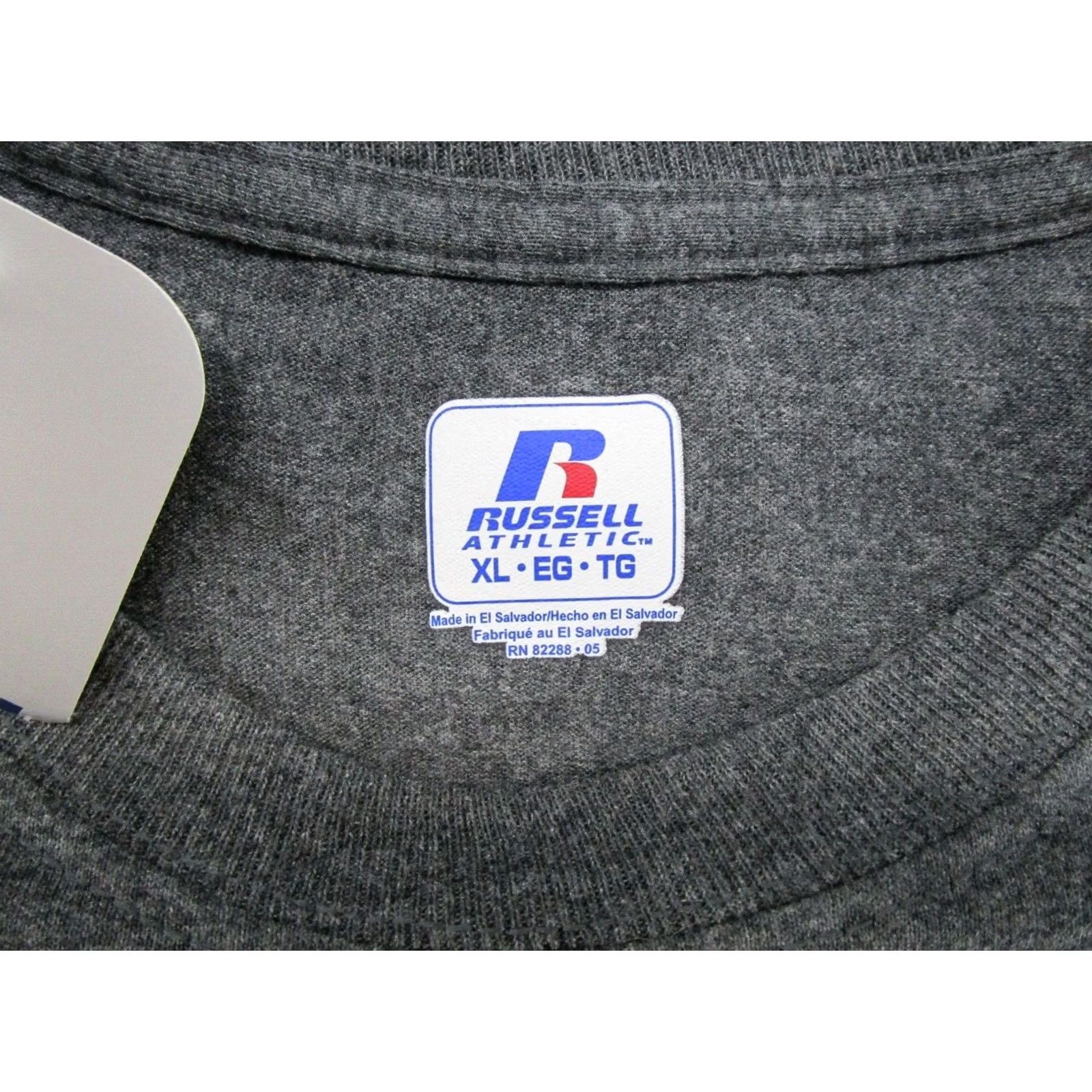 Russell Athletic VINTAGE Hamline University Grandparent Russell Athletic T-Shirt NCAA Adult XL NEW Gray University Russell Athletic T-Shirt Mens XL New Size US XL / EU 56 / 4 - 3 Thumbnail