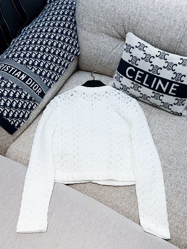 Chanel Chanel 24P Spring and Summer Series White Flower Button Kn Size XXS / US 00 / IT 34 - 3 Thumbnail
