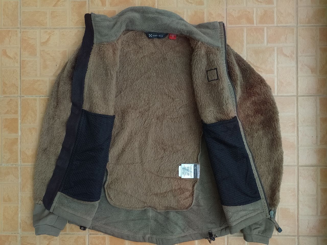 Haglofs HAGLOFS ZIP POLARTEC BROWN JACKET SIZE XS Size XS / US 0-2 / IT 36-38 - 5 Thumbnail